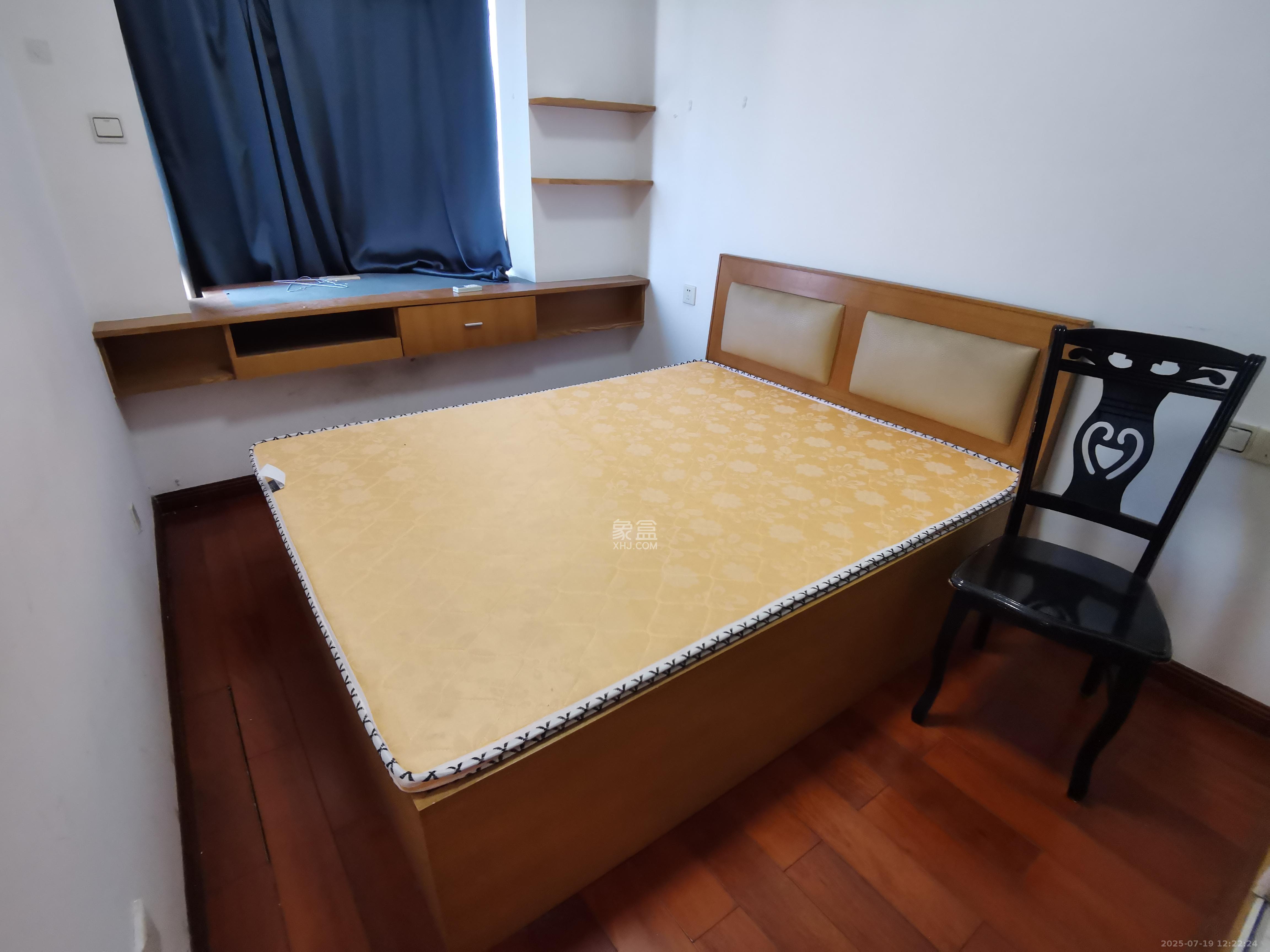 东门壹号家园  2室1厅1卫   2200.00元/月室内图