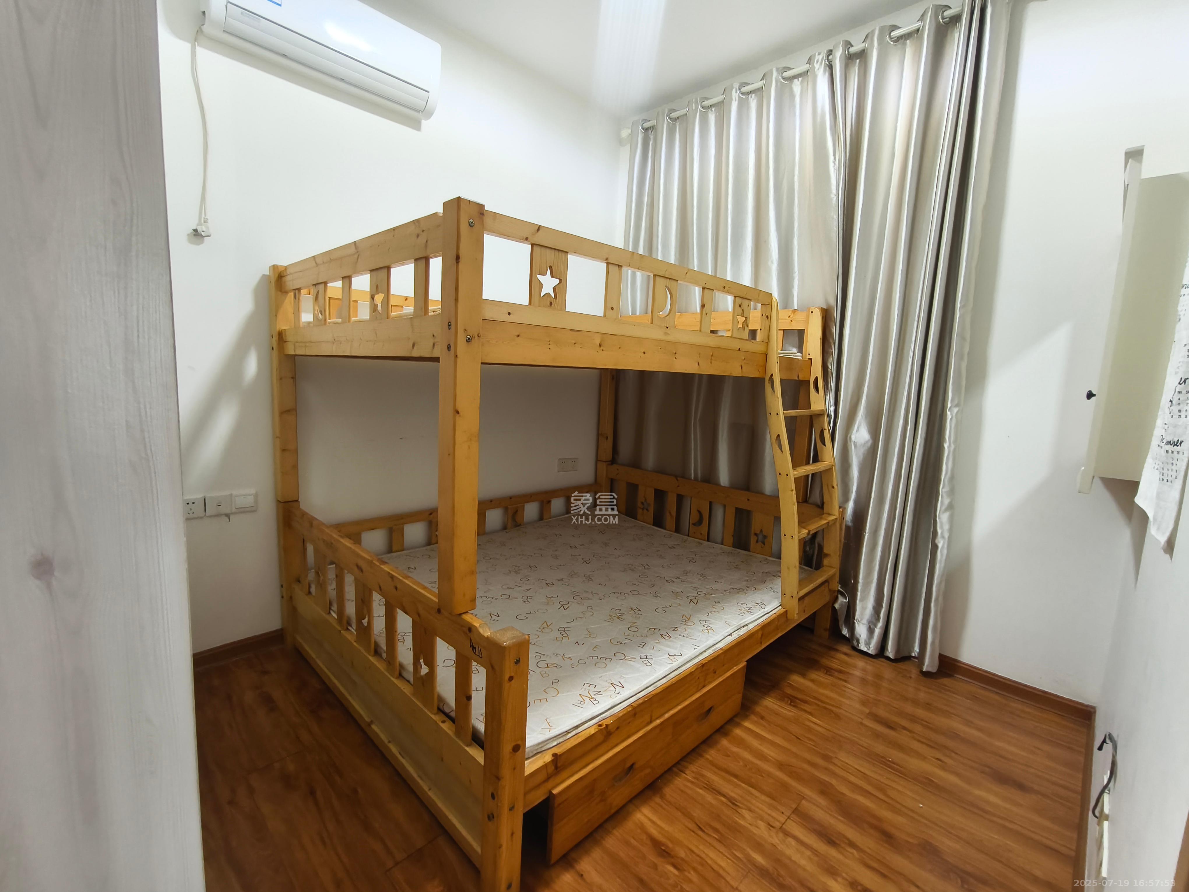 恒大华府  2室2厅1卫   2500.00元/月室内图