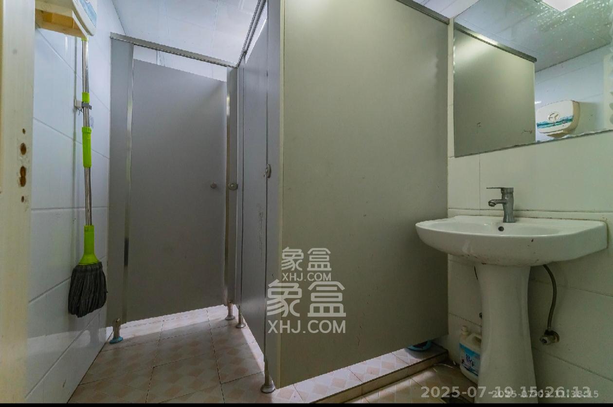 恒基凯旋门一二期  4室2厅2卫    5000.0元/月室内图