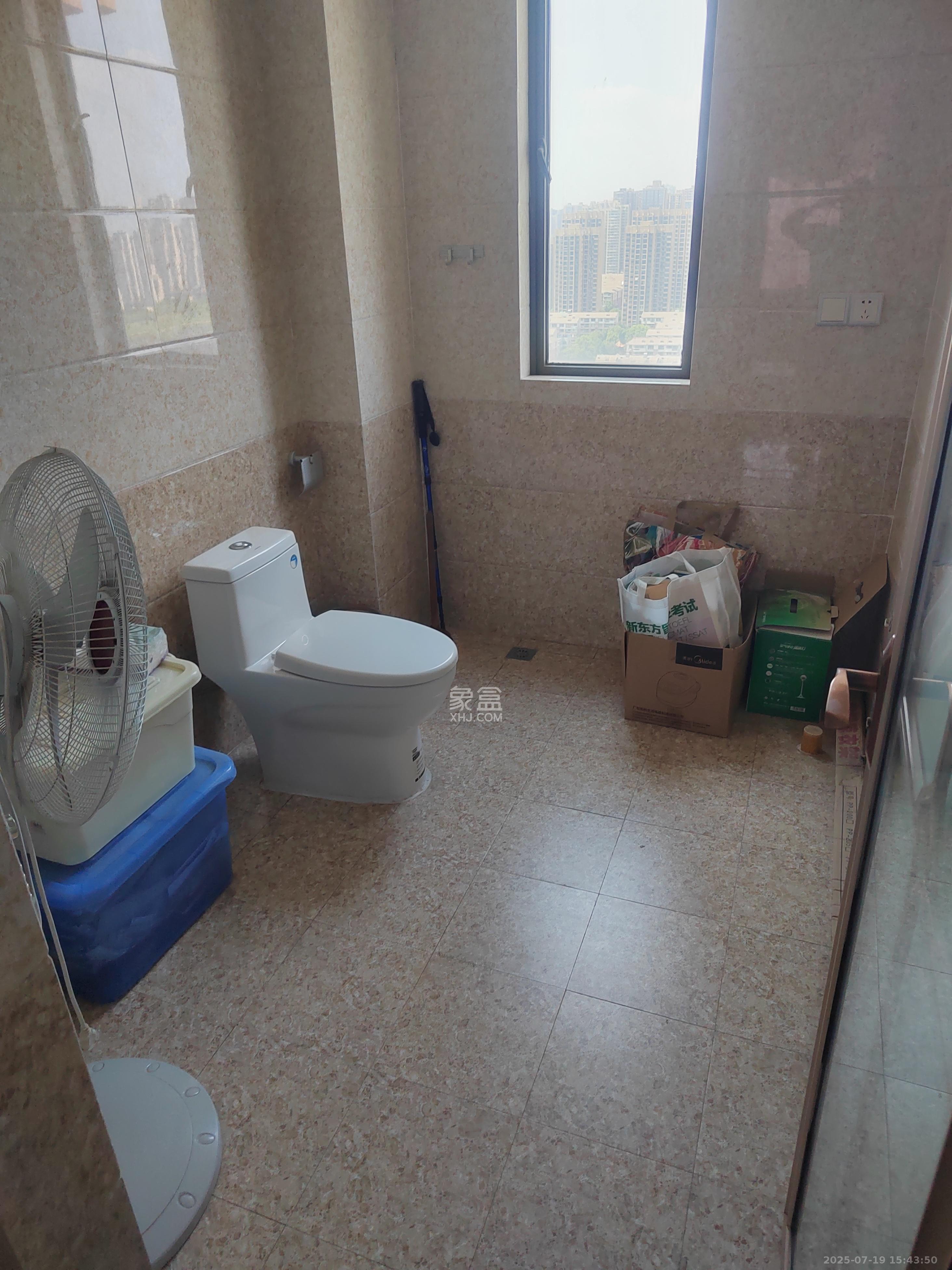 湘域熙岸 3室2厅2卫 4000.0元/月 湘域熙岸 3室2厅2卫 4000.0元/月室内图