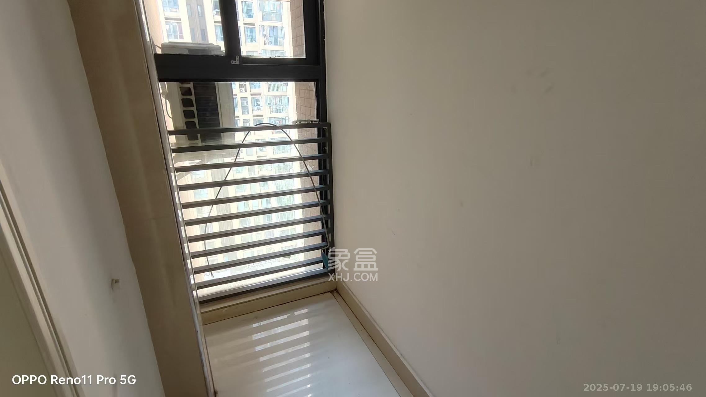 万博汇  2室2厅1卫   2900.00元/月室内图
