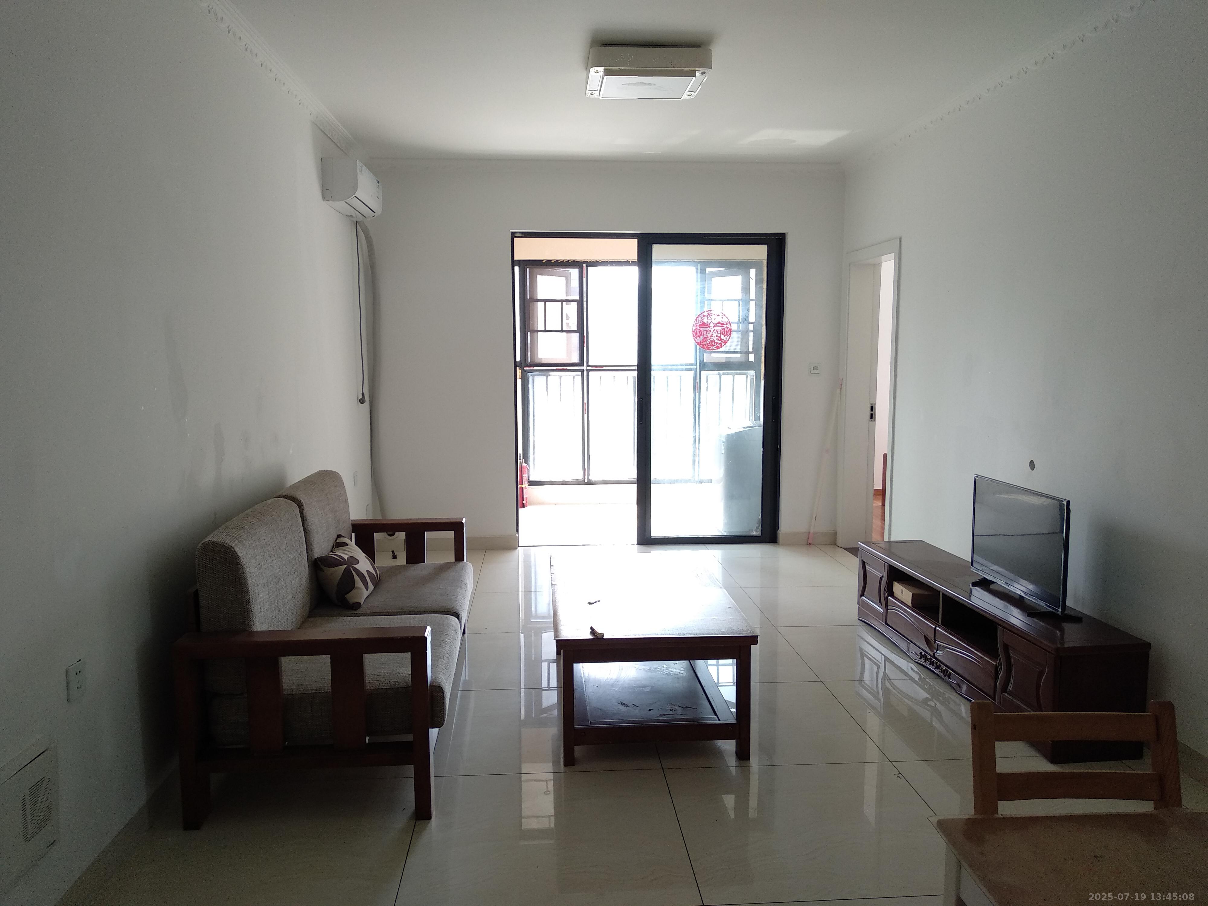 汇金城/嘉华城(二期、三期) 3室2厅1卫 2500.0元/月 汇金城/嘉华城(二期、三期) 3室2厅1卫 2500.0元/月室内图