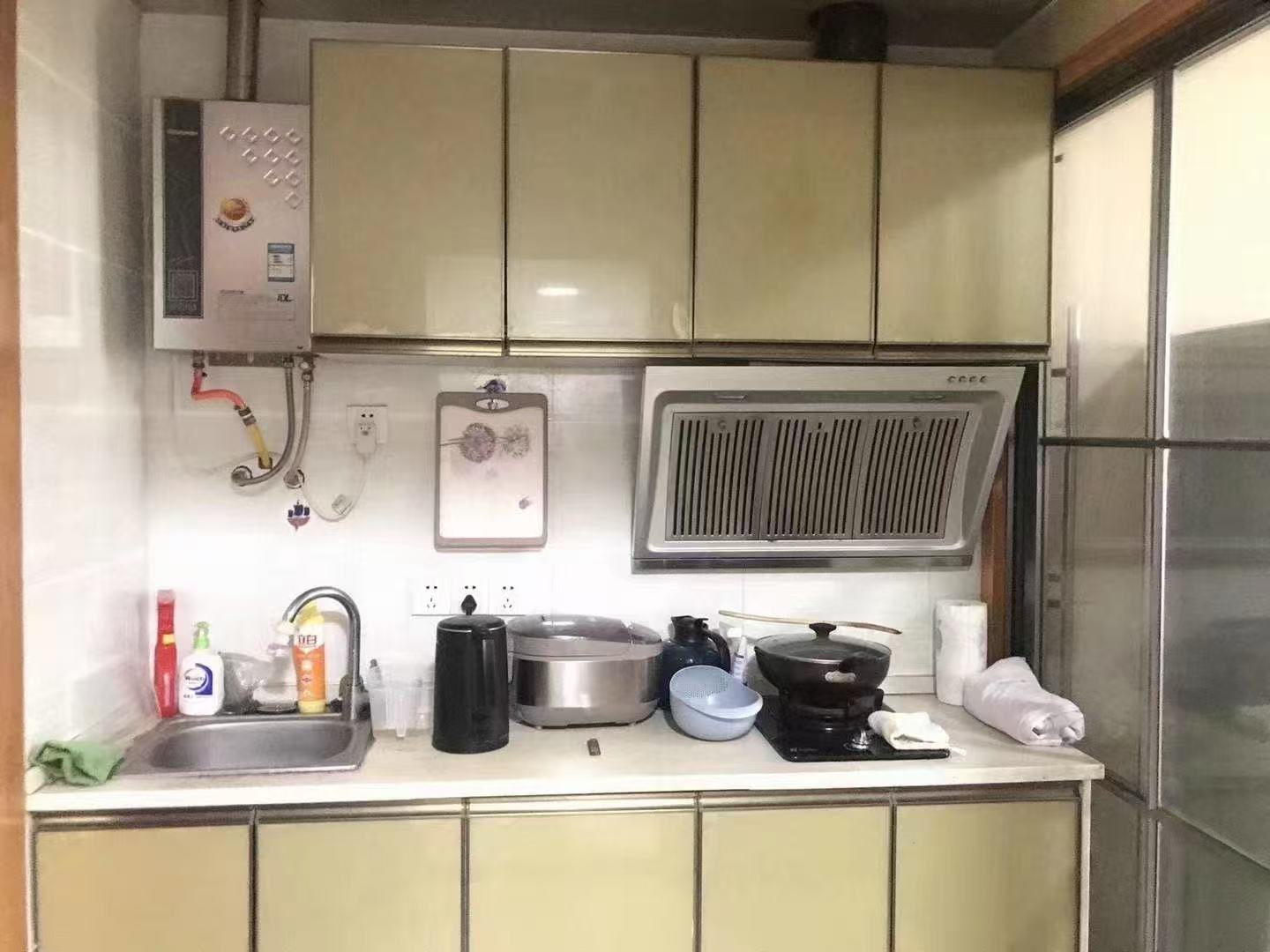 金广茗厦 1室1厅1卫 980.0元/月 金广茗厦 1室1厅1卫 980.0元/月室内图