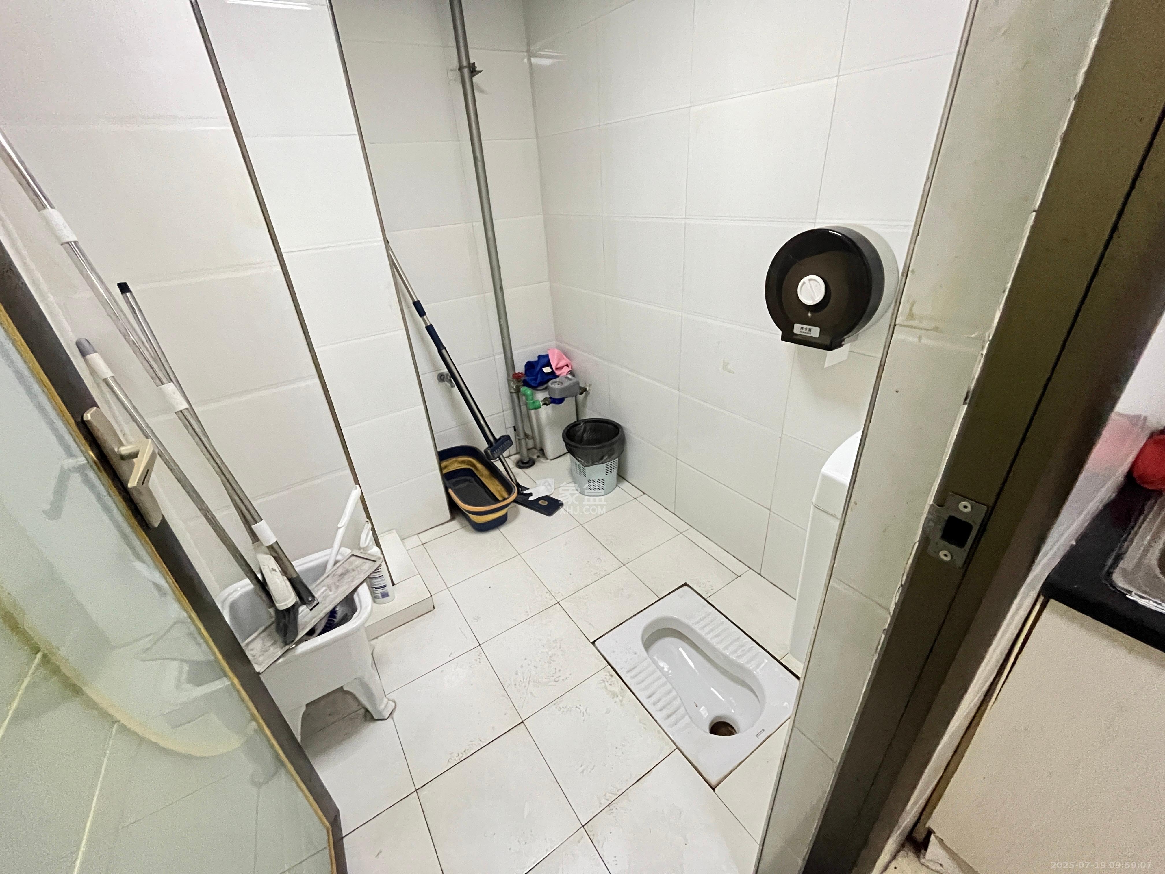 华翼府   90.0㎡      2600.0元/月室内图