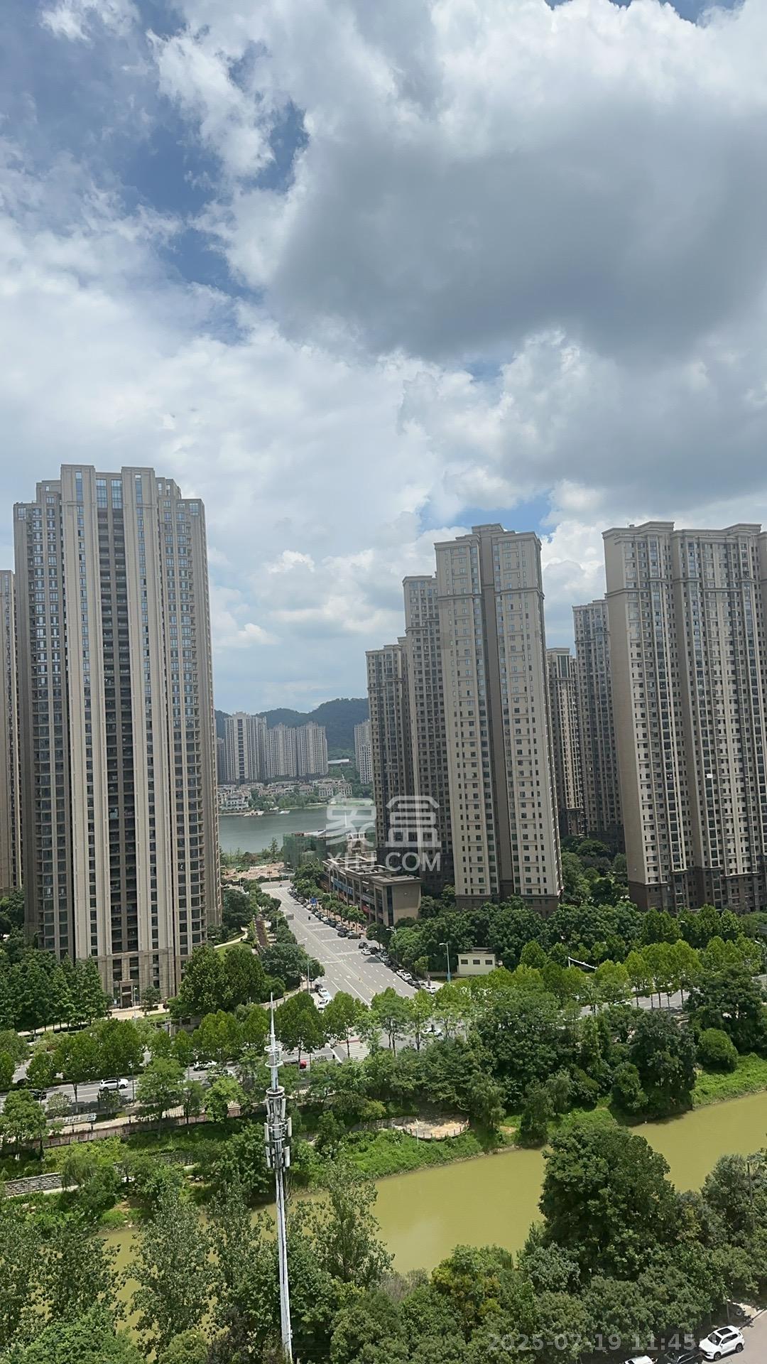 华润琨瑜府  1室1厅1卫   2300.00元/月室内图