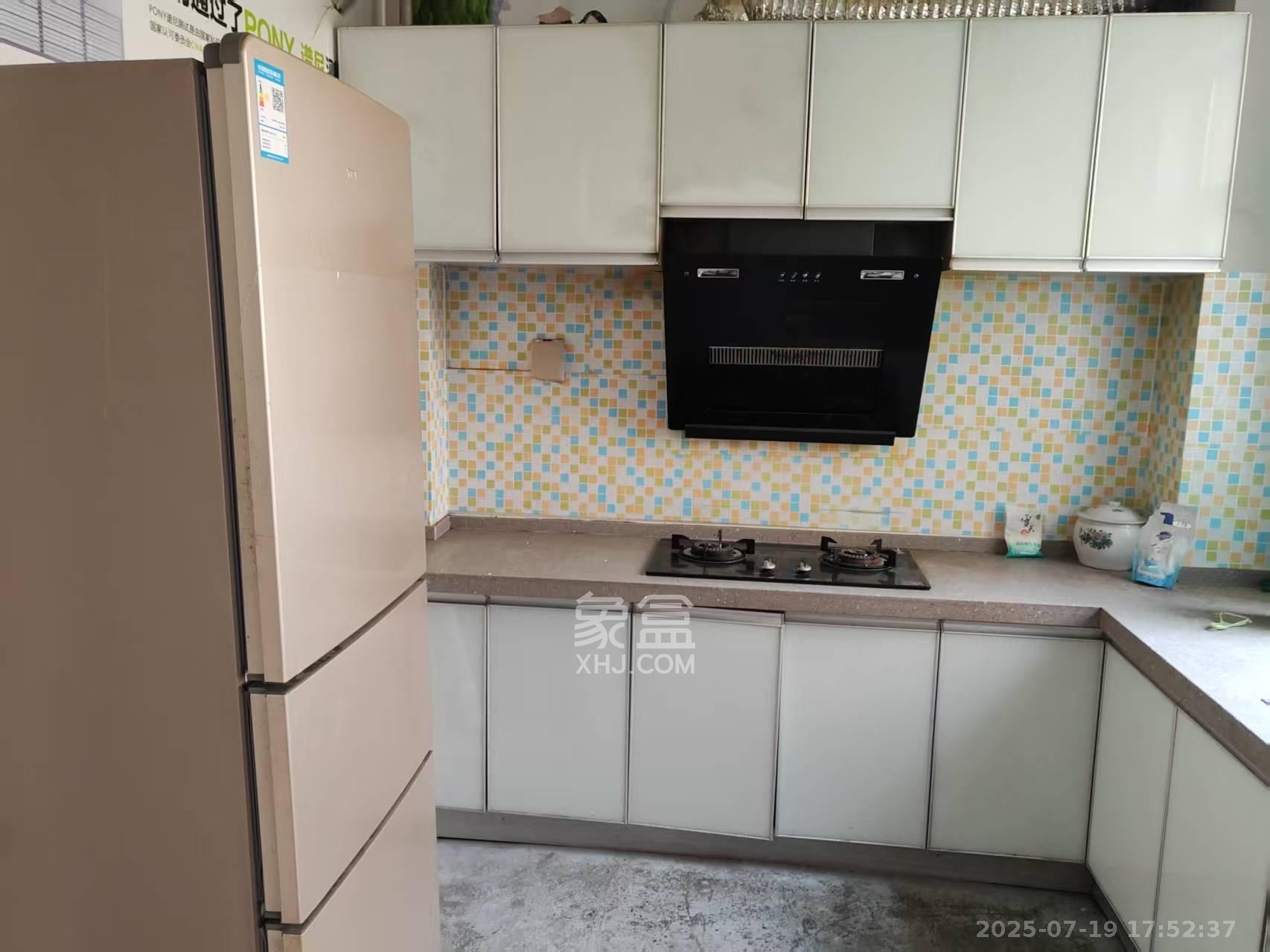 德润小区（丰升德润小区）  2室1厅1卫    2000.0元/月室内图