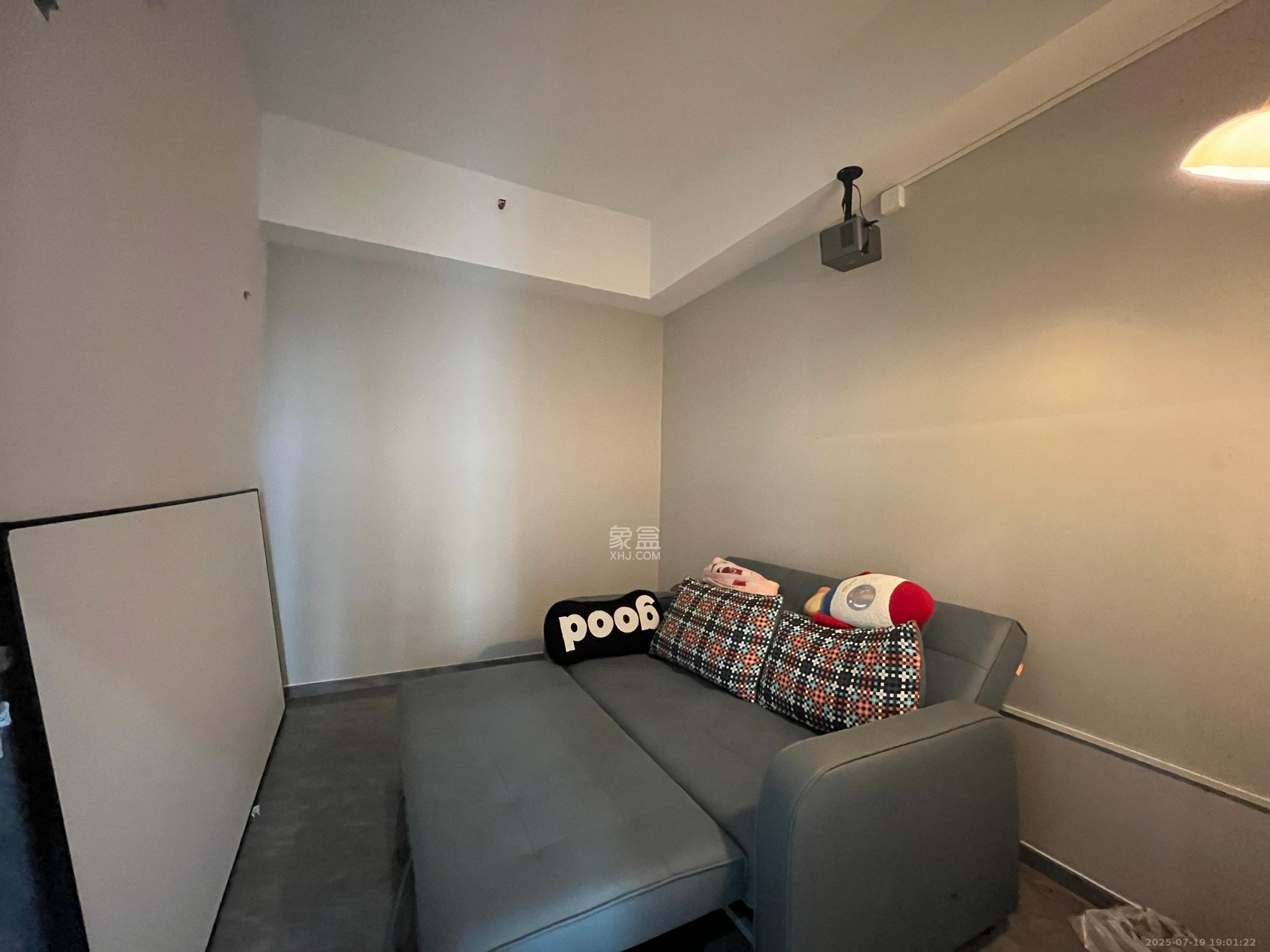 中建悦和城 4室1厅1卫 4500.0元/月 中建悦和城 4室1厅1卫 4500.0元/月室内图