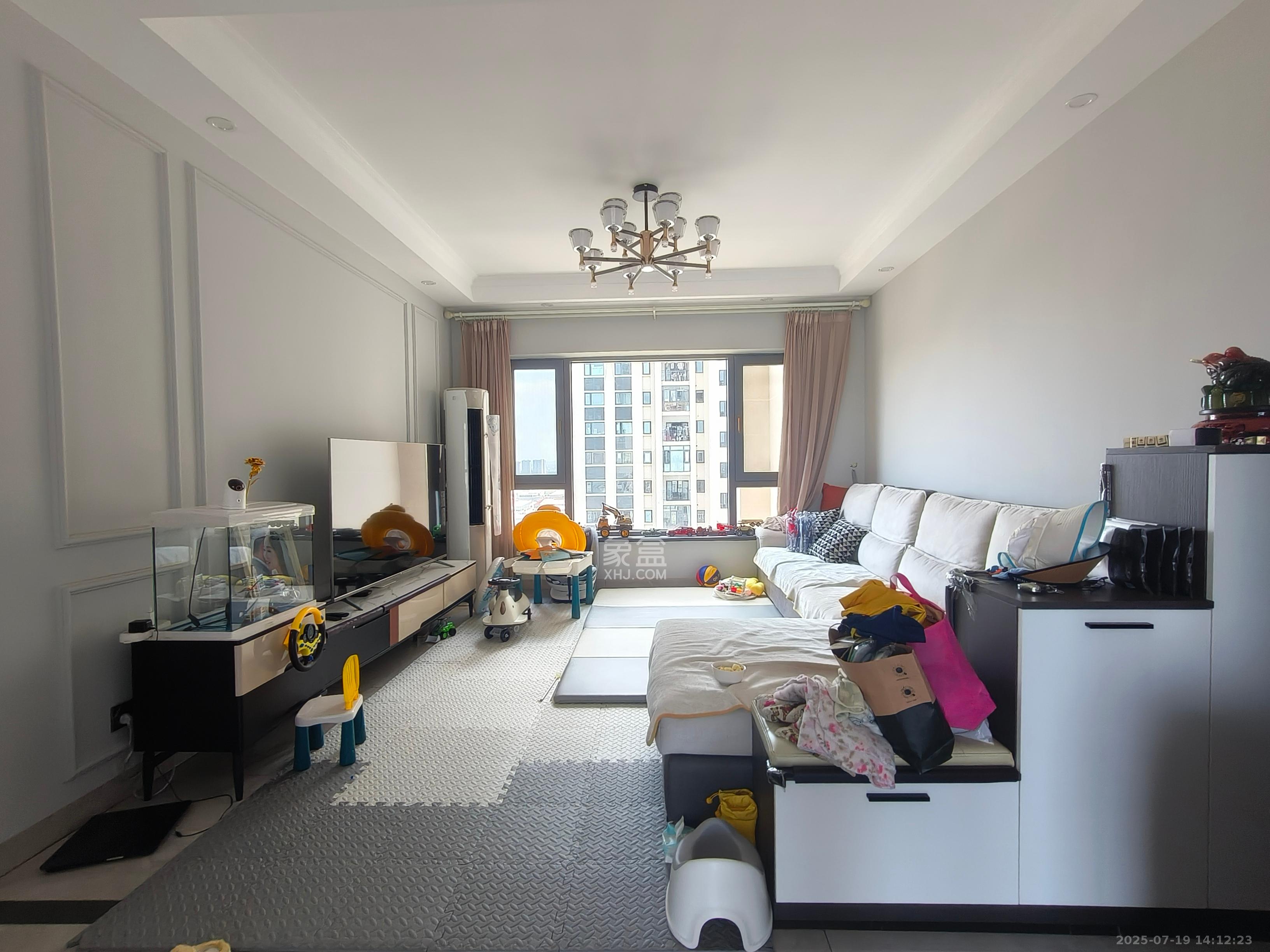 金科天悦(金科美邻汇)  3室2厅2卫    3500.0元/月 金科天悦(金科美邻汇)  3室2厅2卫    3500.0元/月室内图