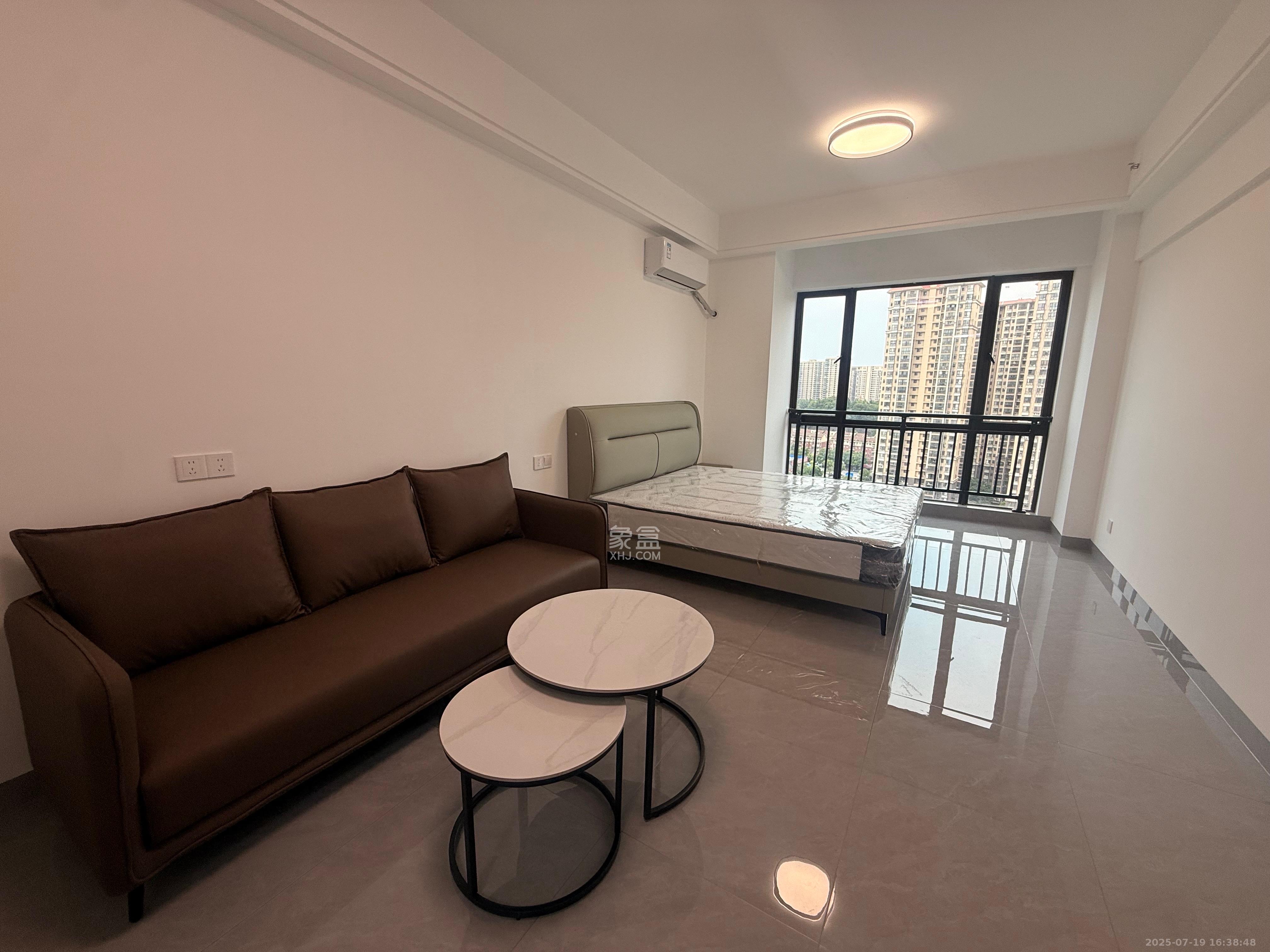 鄱阳汇金中心 1室0厅0卫 1600.0元/月 鄱阳汇金中心 1室0厅0卫 1600.0元/月室内图