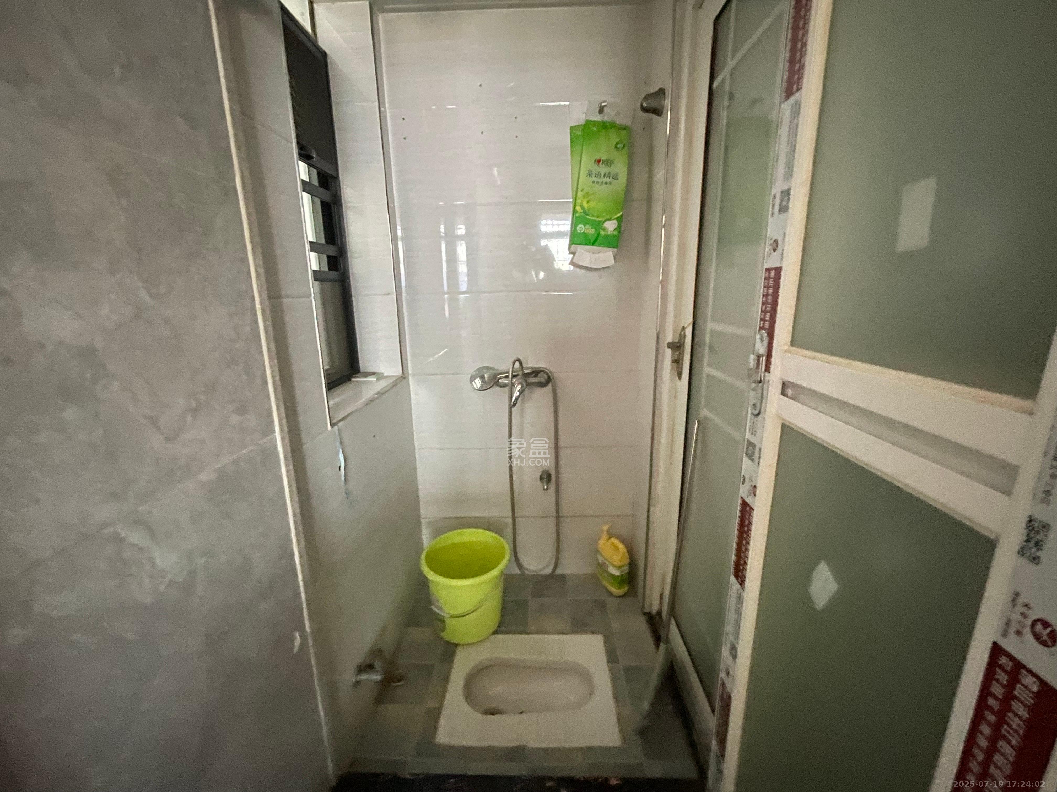 茶山馨苑  1室1厅1卫    1500.0元/月室内图