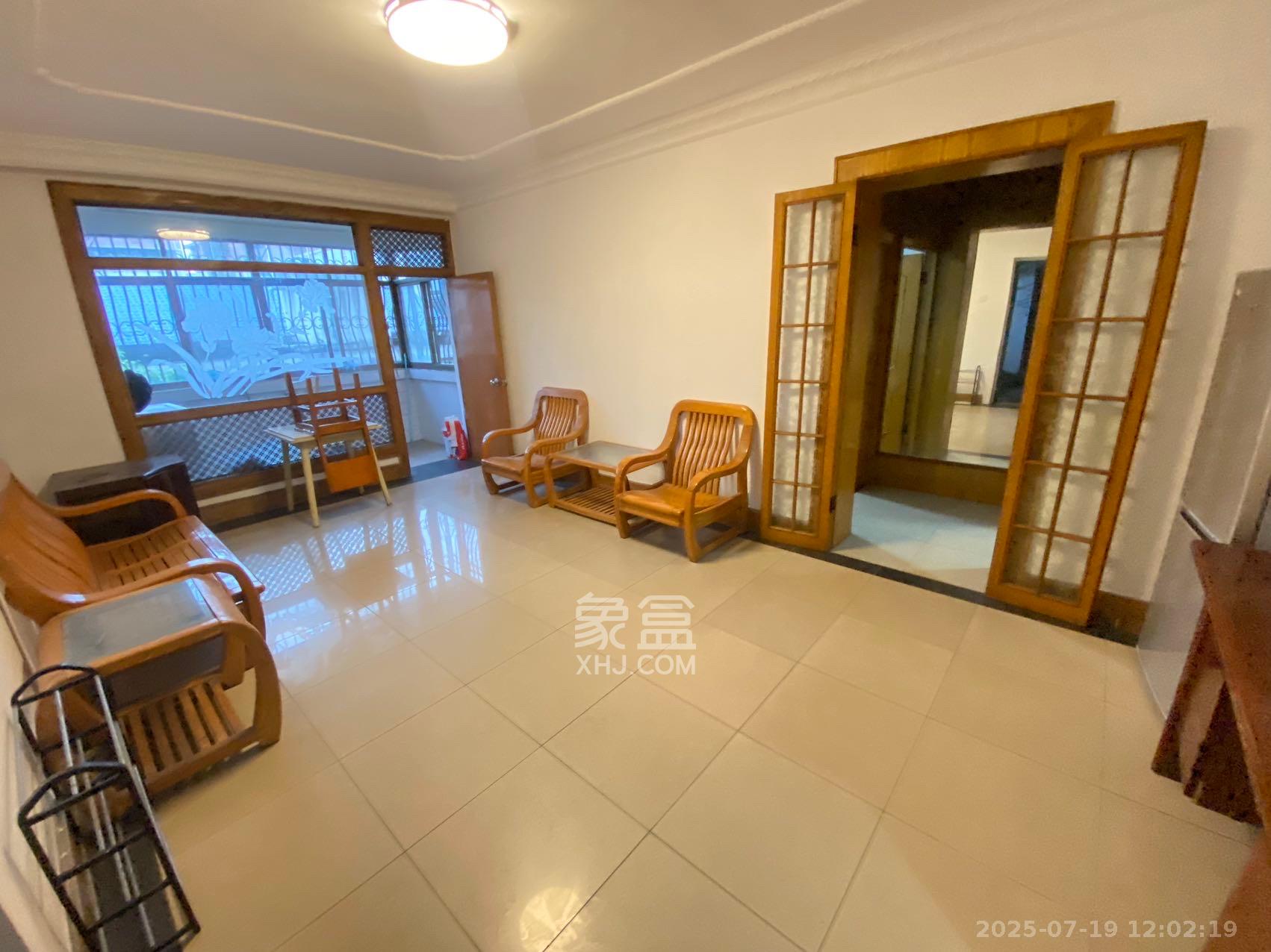 省建苑小区  3室1厅1卫    1900.0元/月