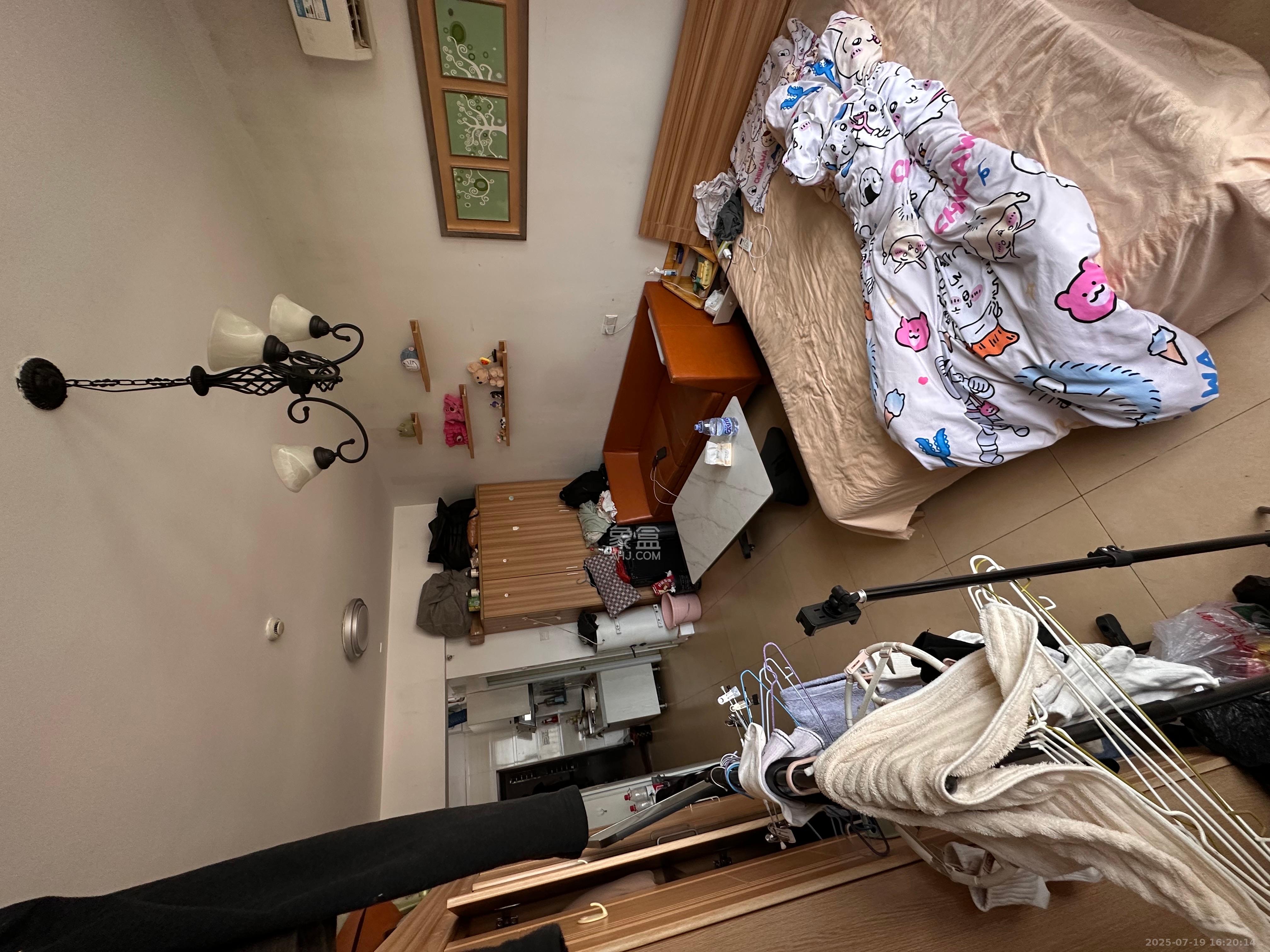 东宸19公馆 1室1厅1卫 1600.0元/月 东宸19公馆 1室1厅1卫 1600.0元/月室内图