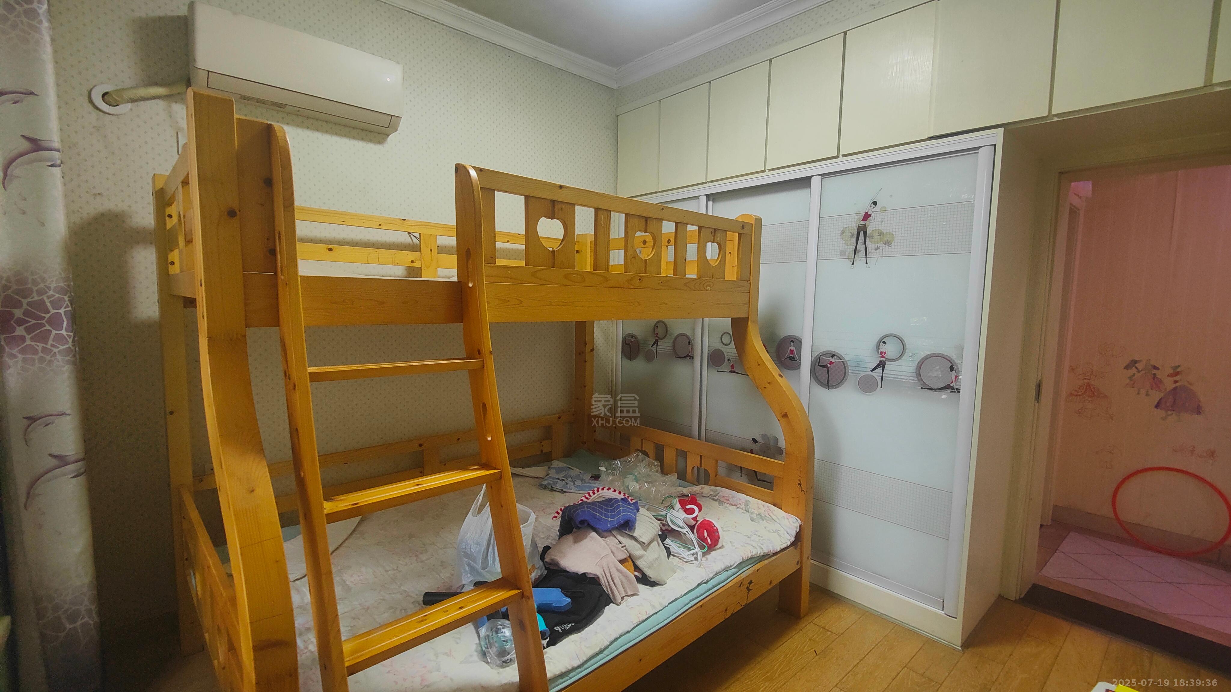 尚格名城香榭丽舍 3室2厅2卫 1600.0元/月 尚格名城香榭丽舍 3室2厅2卫 1600.0元/月室内图