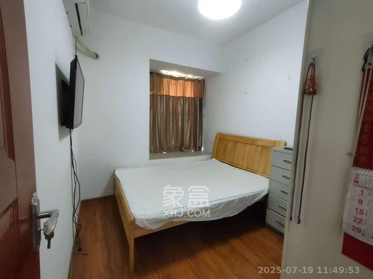 江山帝景雅典  3室1厅1卫    1800.0元/月 江山帝景雅典  3室1厅1卫    1800.0元/月室内图