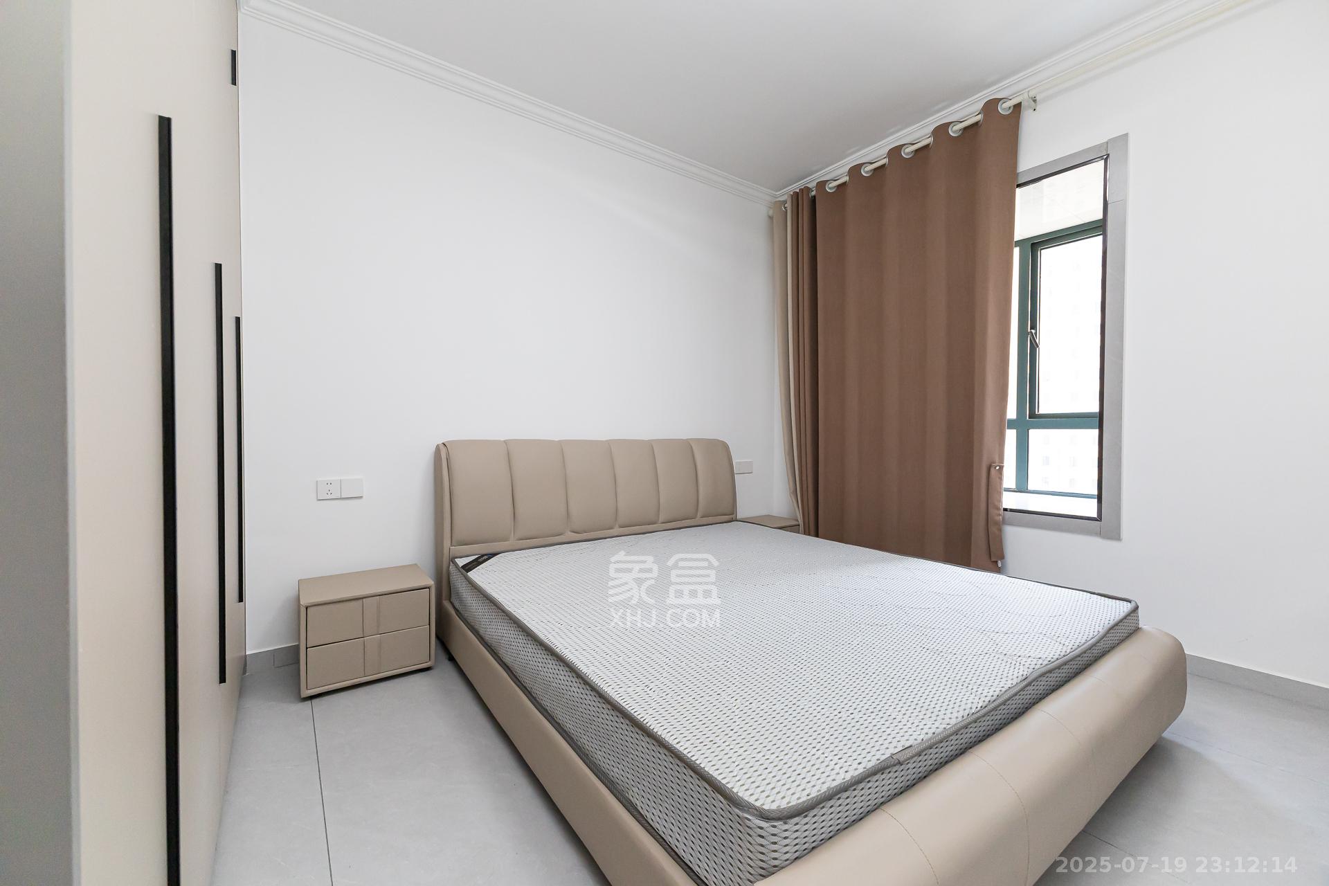 金湘苑(星澜之悦) 3室2厅1卫 82.8万 金湘苑(星澜之悦) 3室2厅1卫 82.8万卧室