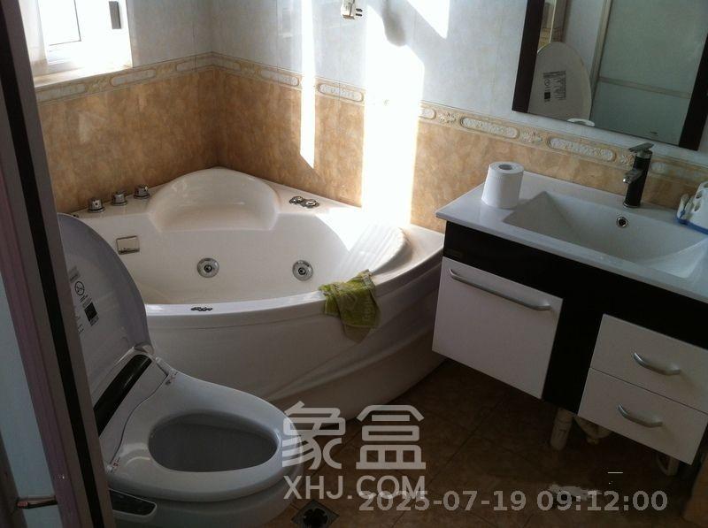 星沙教师公寓  3室2厅2卫    2000.0元/月 星沙教师公寓  3室2厅2卫    2000.0元/月