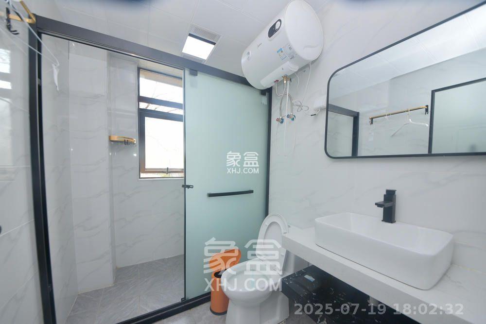 中建江山壹号  4室2厅2卫   7700.00元/月室内图