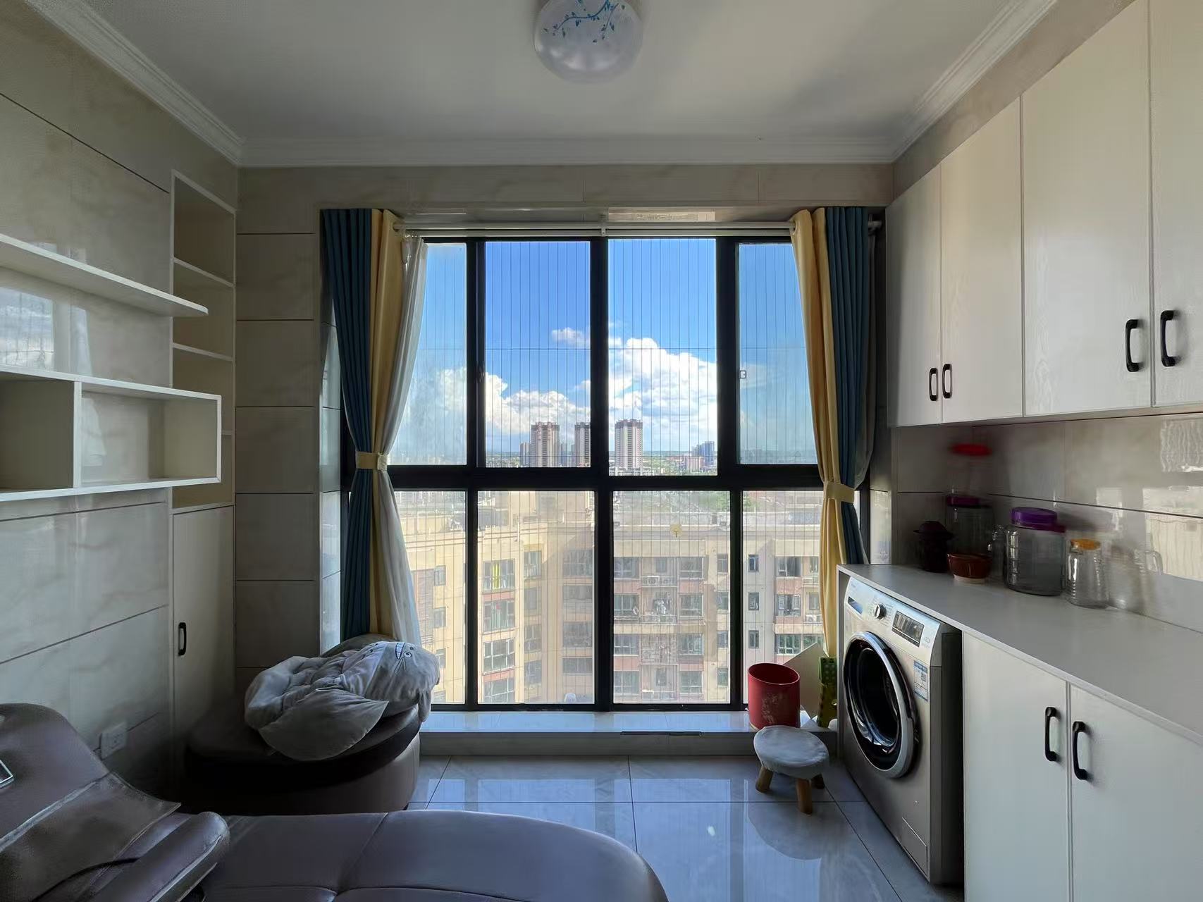 武广国际学苑 3室2厅1卫 80.0万 武广国际学苑 3室2厅1卫 80.0万室内图