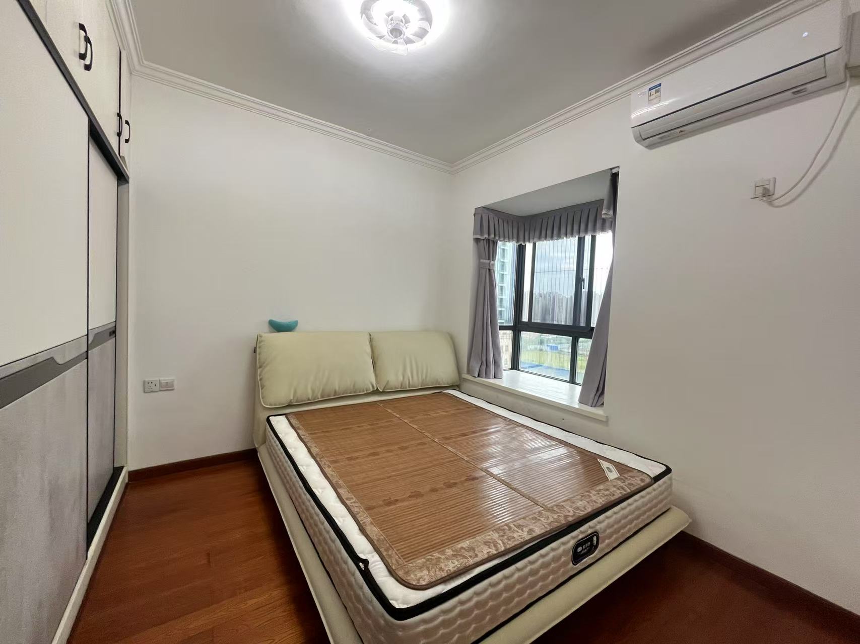 武广国际学苑 3室2厅1卫 80.0万 武广国际学苑 3室2厅1卫 80.0万室内图