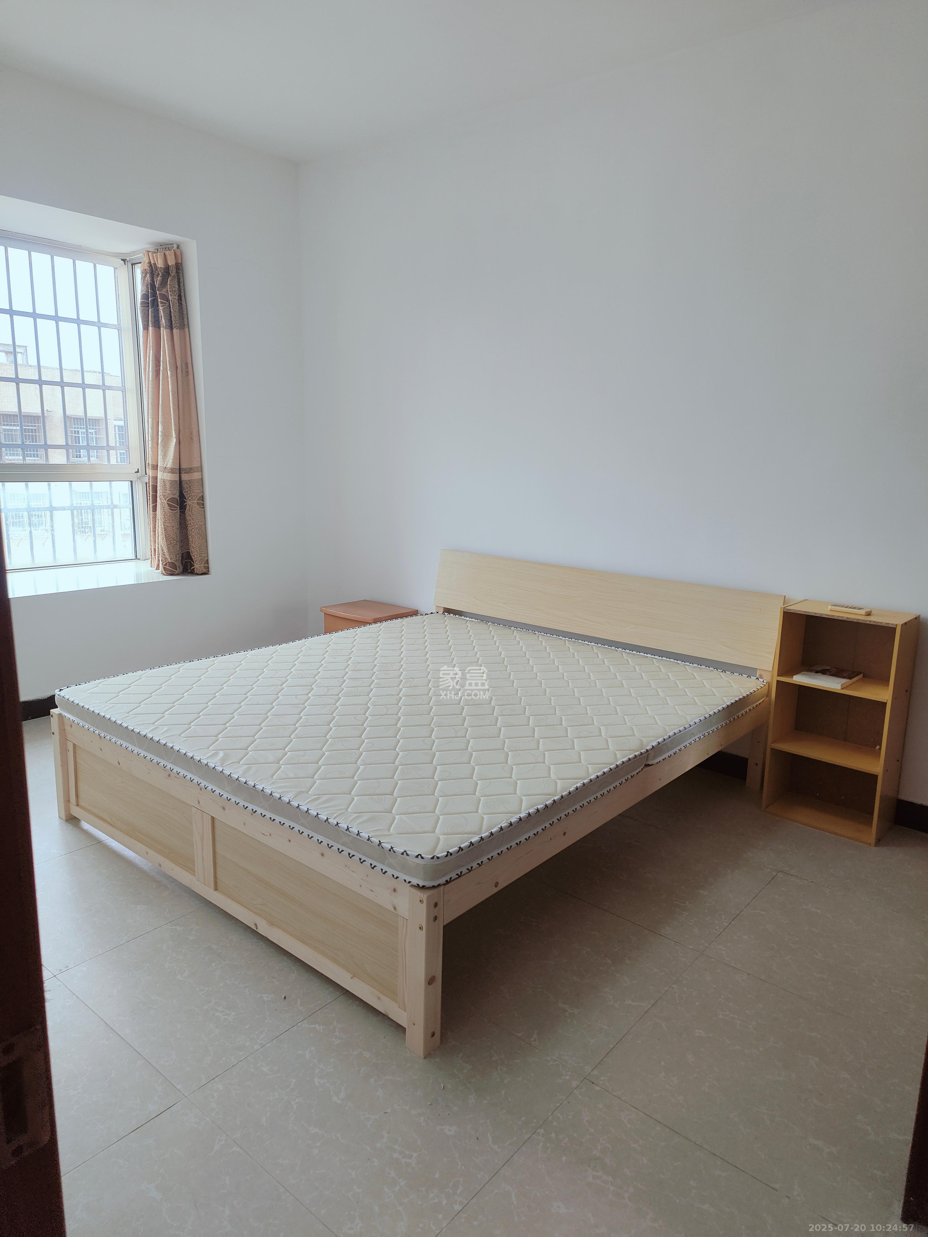 先锋新宇  2室2厅1卫    1650.0元/月室内图