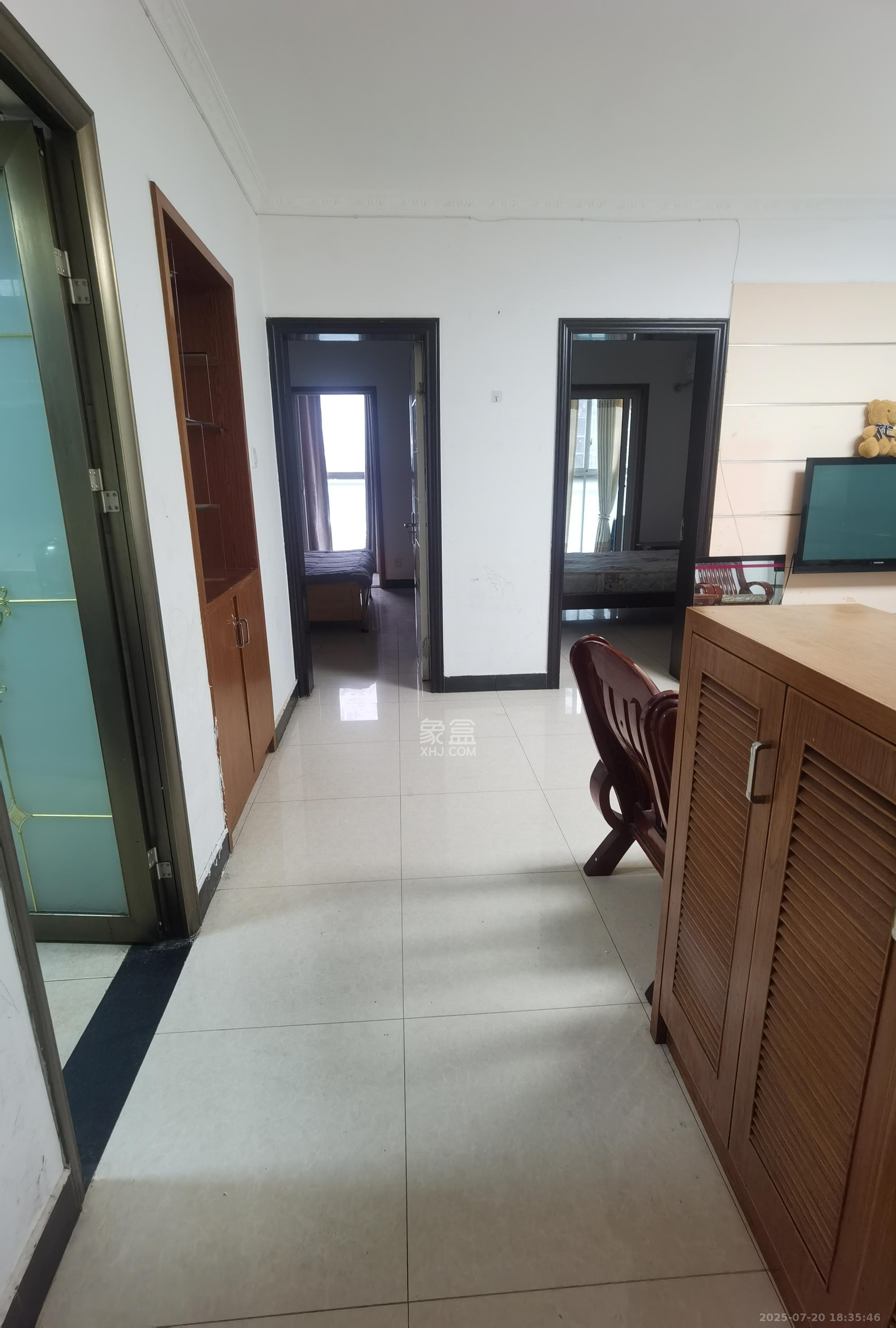 万科金域华府三四期 1室2厅1卫 2800.0元/月 万科金域华府三四期 1室2厅1卫 2800.0元/月室内图