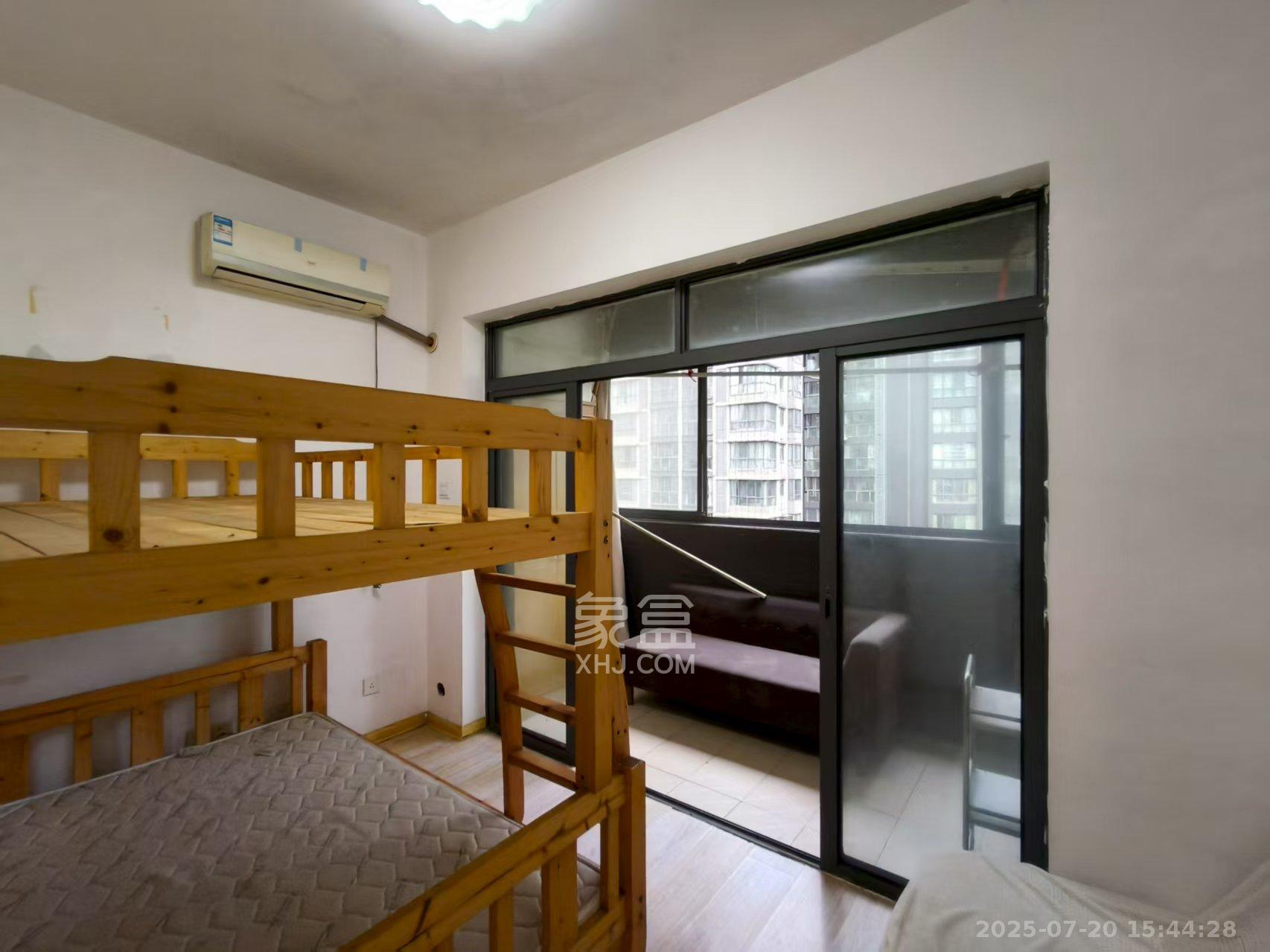 恒基凯旋门一二期 2室1厅1卫 1350.0元/月 恒基凯旋门一二期 2室1厅1卫 1350.0元/月室内图