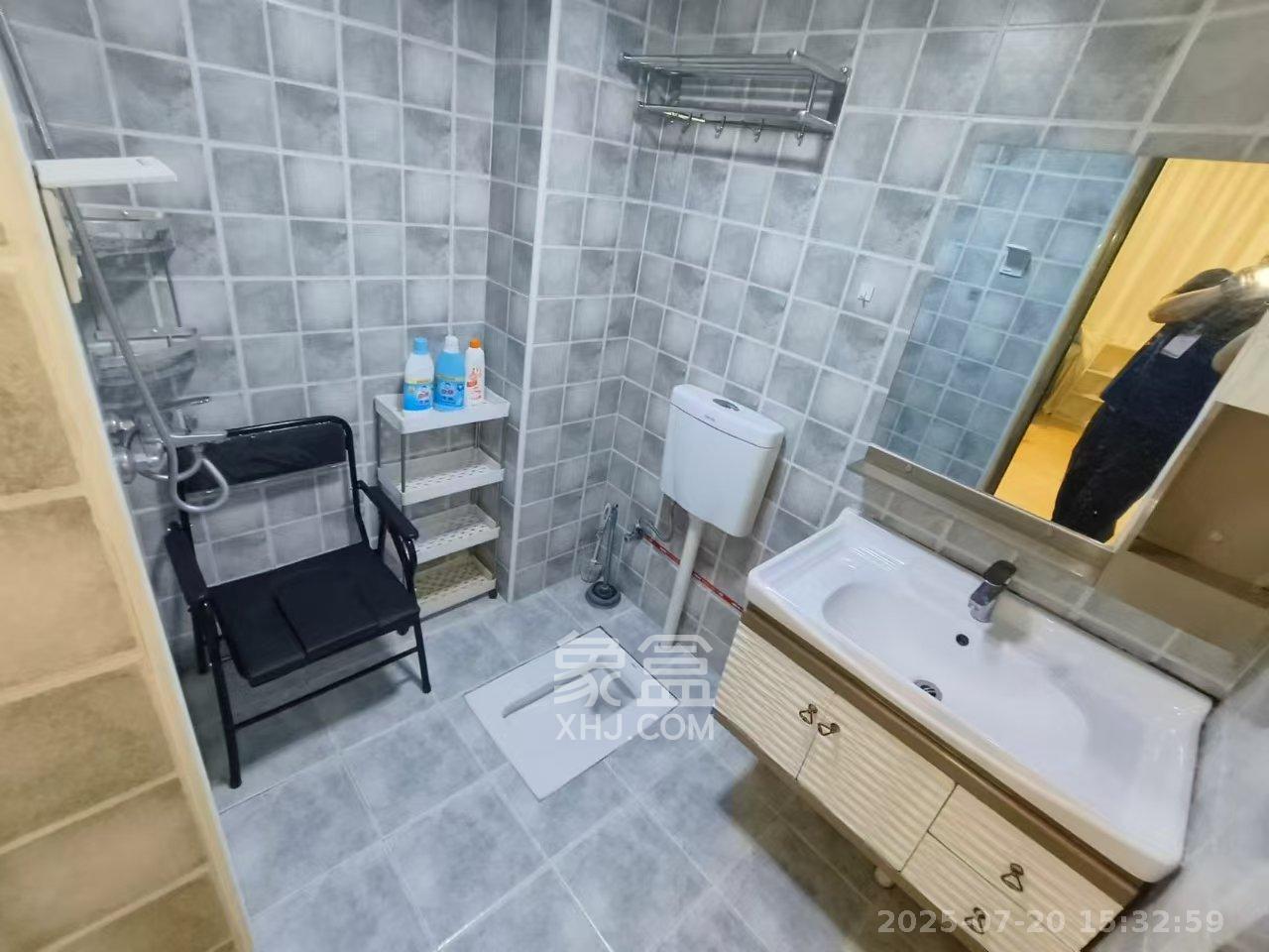 宜家湘颂(景致雅苑)  2室1厅1卫    2200.0元/月 宜家湘颂(景致雅苑)  2室1厅1卫    2200.0元/月室内图