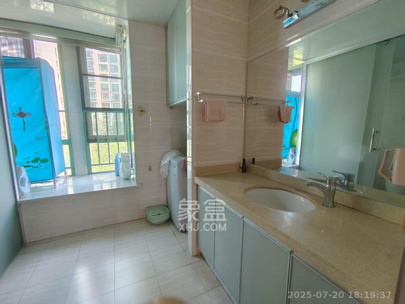 九华富瑶天下 3室2厅2卫 1500.0元/月 九华富瑶天下 3室2厅2卫 1500.0元/月室内图