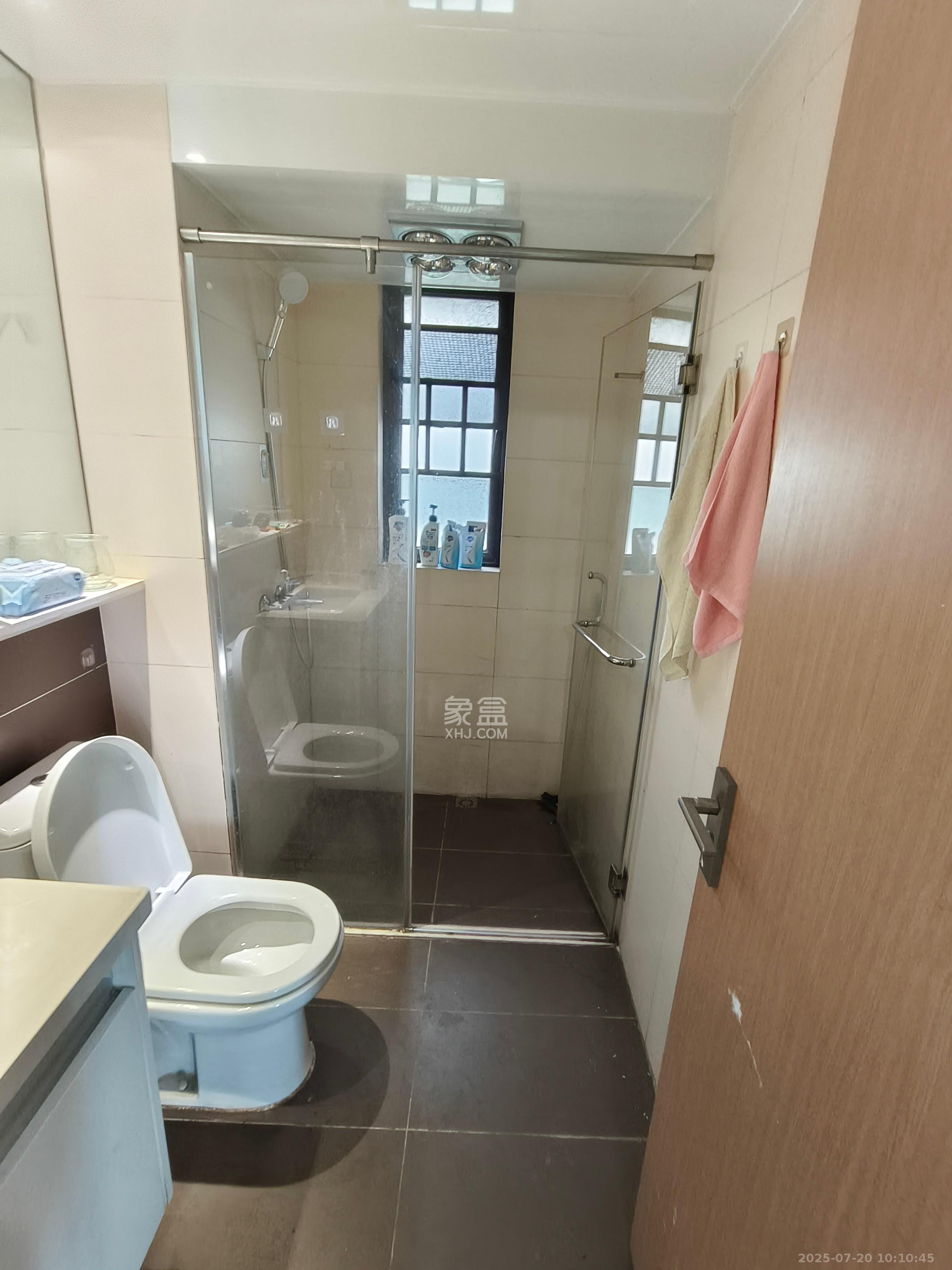 时代倾城二期  3室2厅2卫   2200.00元/月室内图