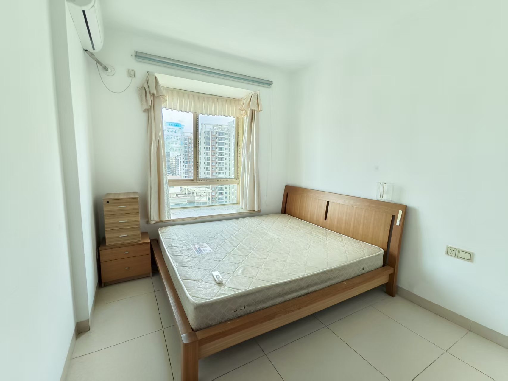 省人大机关住宅小区（海南省人大常委会机关住宅小区）  3室2厅2卫   3400.00元/月室内图