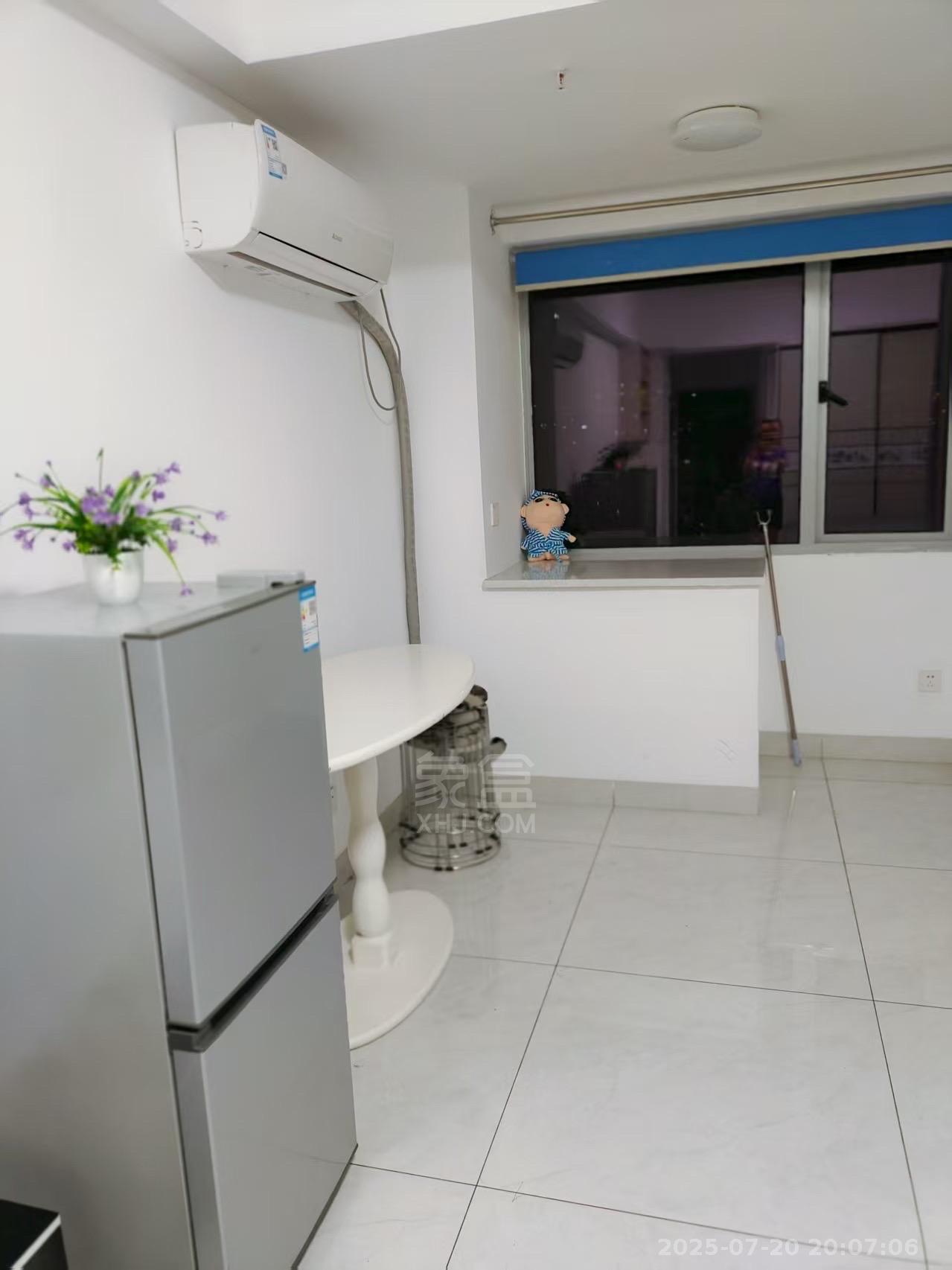 米兰公馆 1室1厅1卫 1200.0元/月 米兰公馆 1室1厅1卫 1200.0元/月室内图