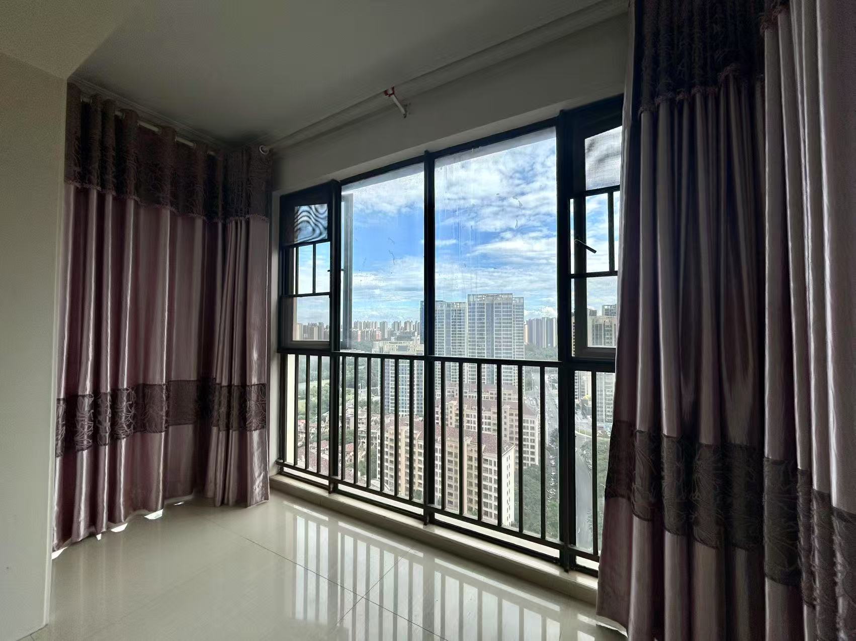 佳兆业金域天下二期 3室2厅2卫 60.00万 佳兆业金域天下二期 3室2厅2卫 60.00万室内图