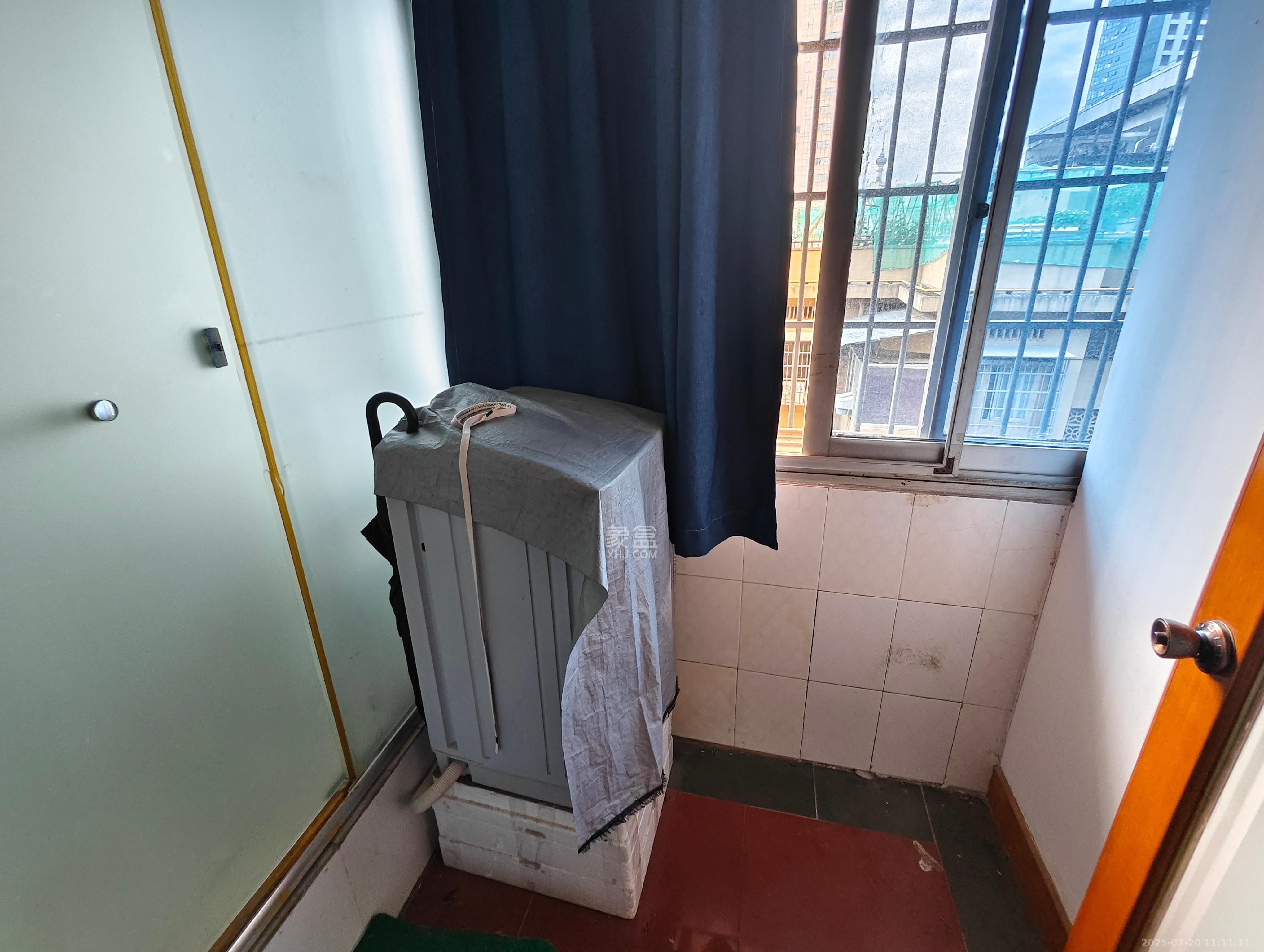 信达大厦  3室2厅2卫    2700.0元/月室内图