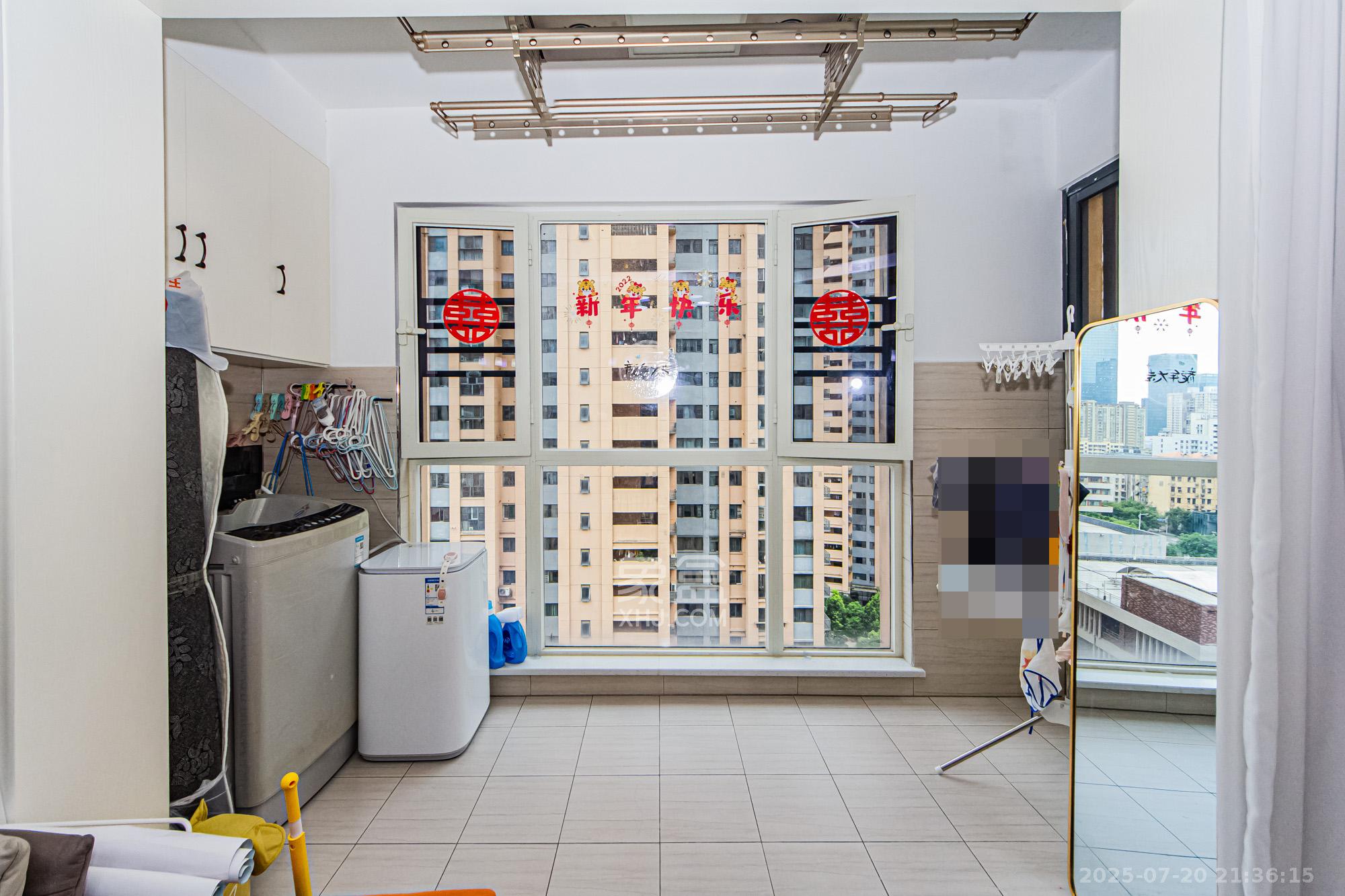 北辰三角洲E6区  3室2厅1卫    128.0万 北辰三角洲E6区  3室2厅1卫    128.0万阳台