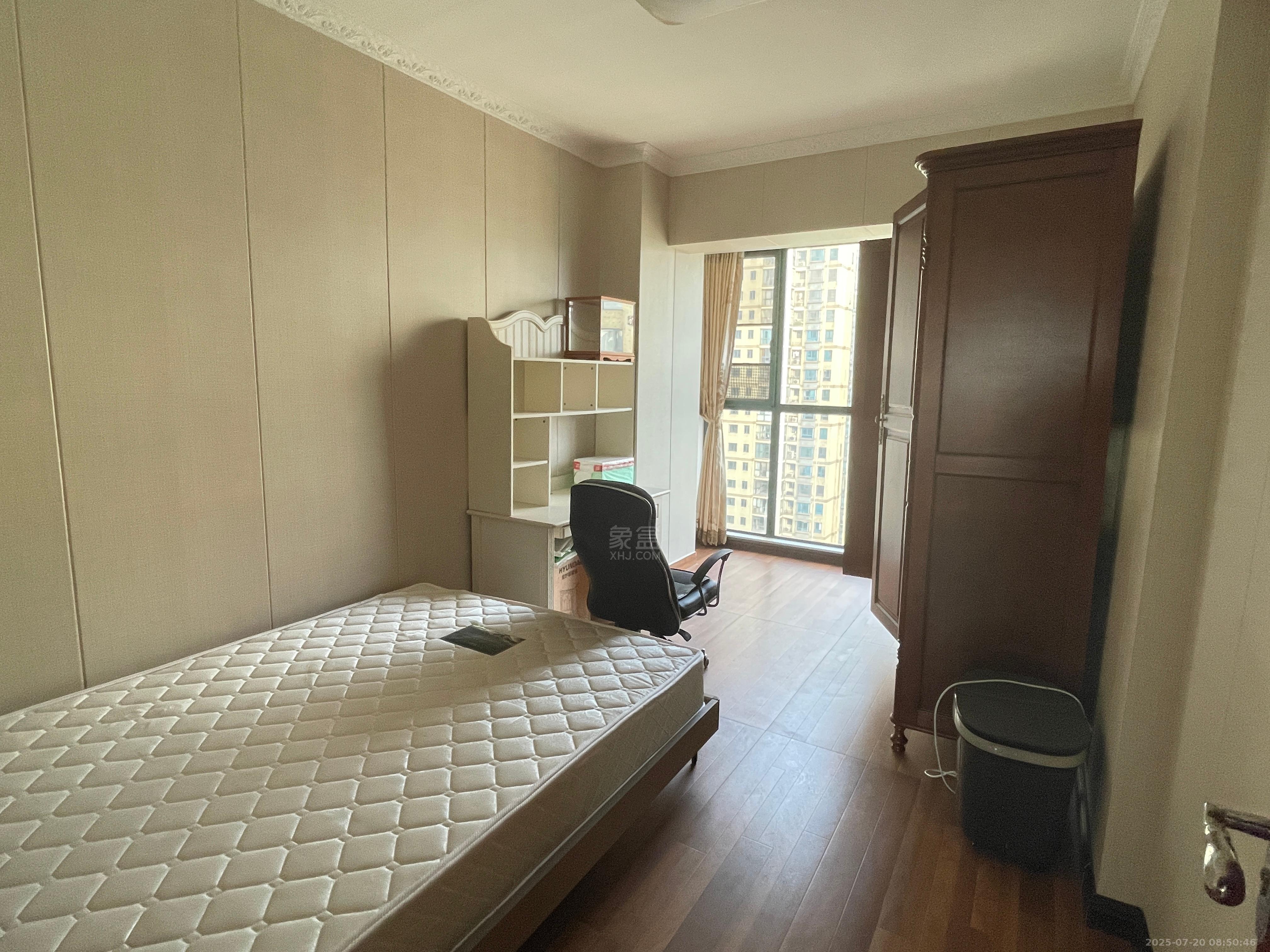 湖景名城 1室2厅2卫 2800.0元/月 湖景名城 1室2厅2卫 2800.0元/月室内图