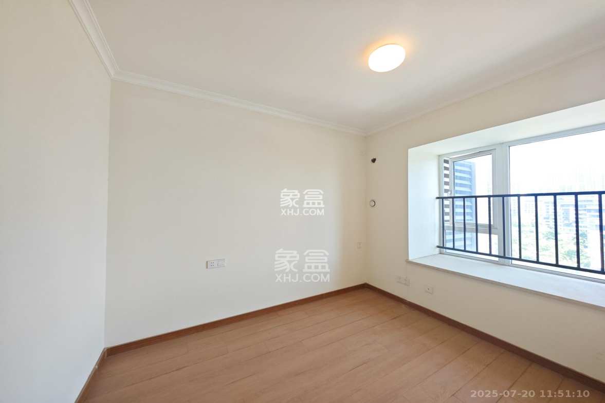 金科集美天辰 4室2厅2卫 125.0万 金科集美天辰 4室2厅2卫 125.0万卧室