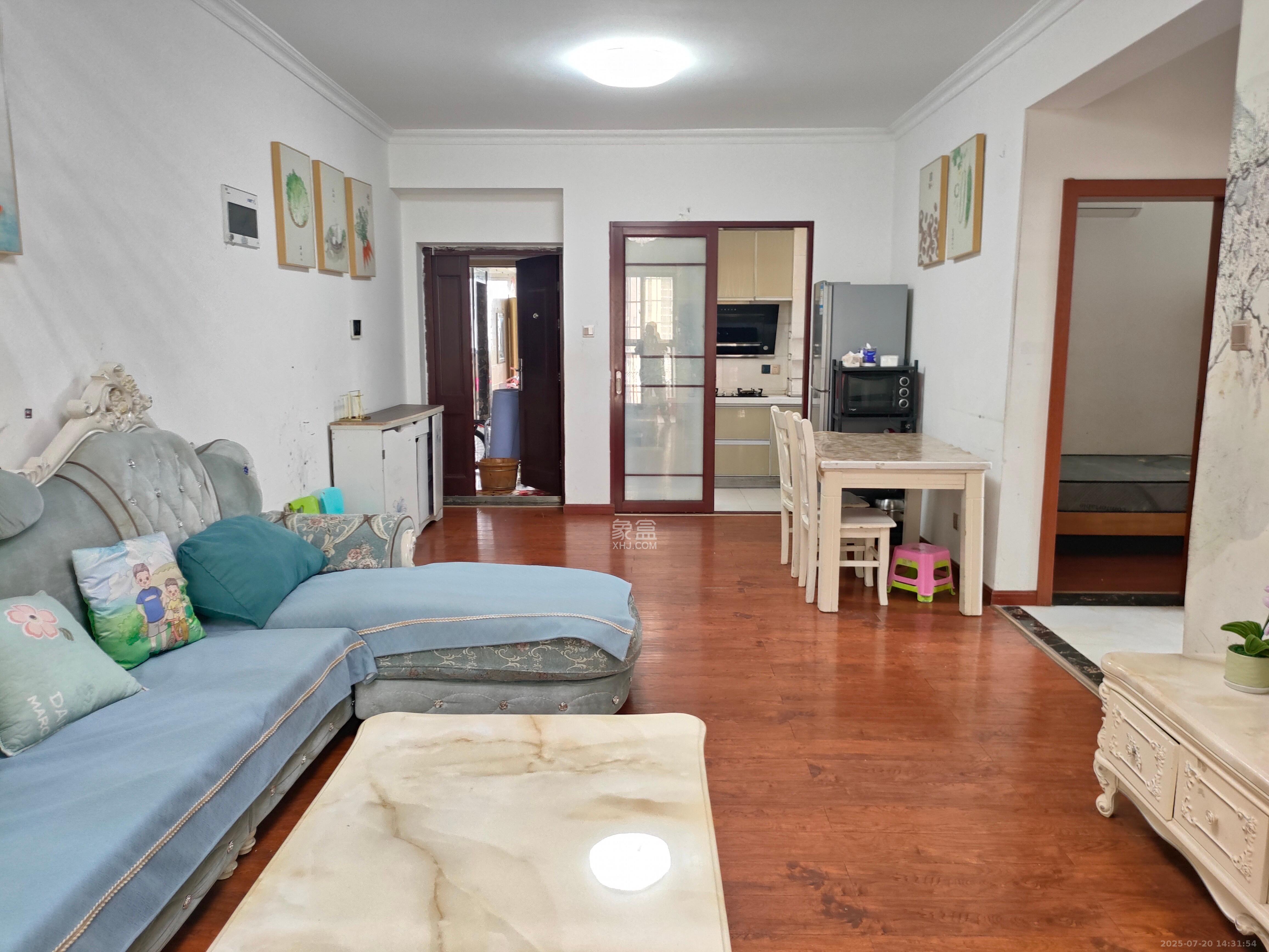 乾城(兴旺乾城) 3室2厅1卫 2100.0元/月 乾城(兴旺乾城) 3室2厅1卫 2100.0元/月室内图