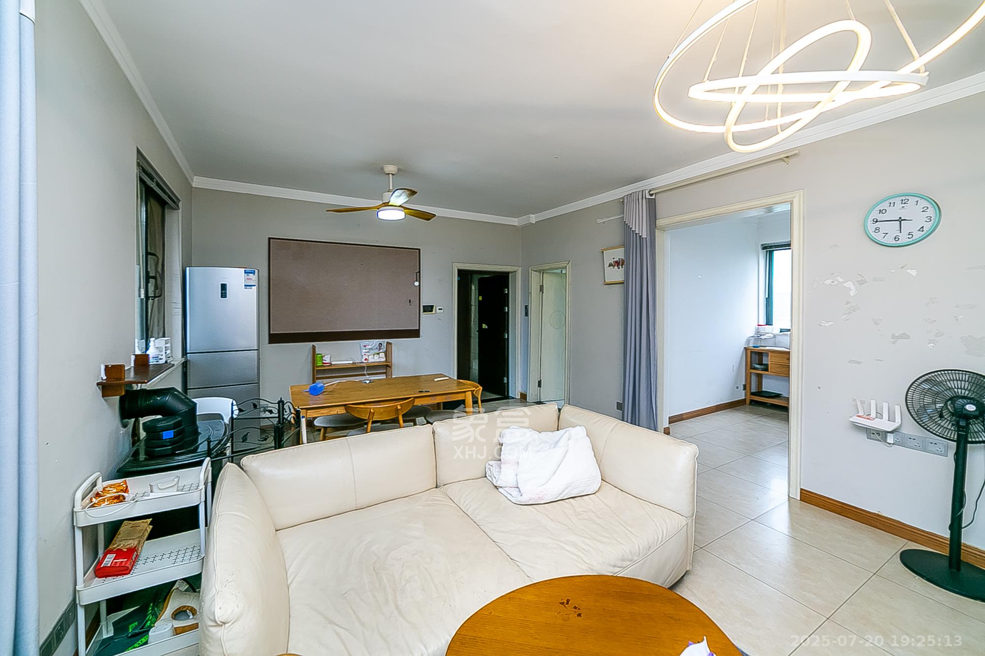 乾城(兴旺乾城) 3室2厅1卫 85.0万 乾城(兴旺乾城) 3室2厅1卫 85.0万客厅