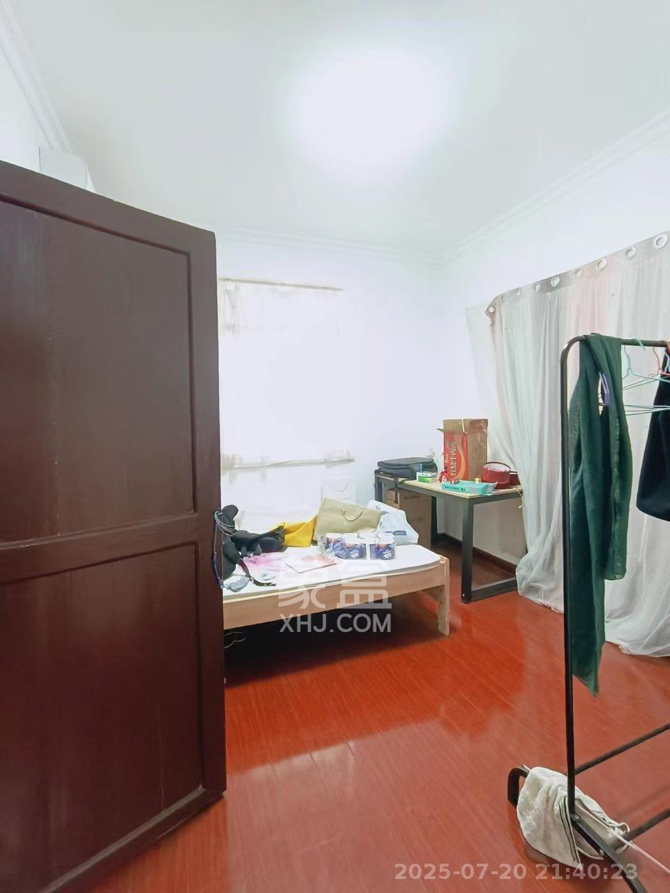 文艺新村 3室1厅1卫 2500.0元/月 文艺新村 3室1厅1卫 2500.0元/月室内图