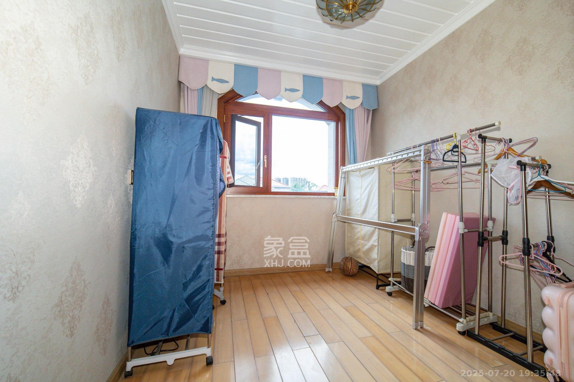 碧桂园威尼斯城  7室2厅6卫    668.98万 碧桂园威尼斯城  7室2厅6卫    668.98万卧室