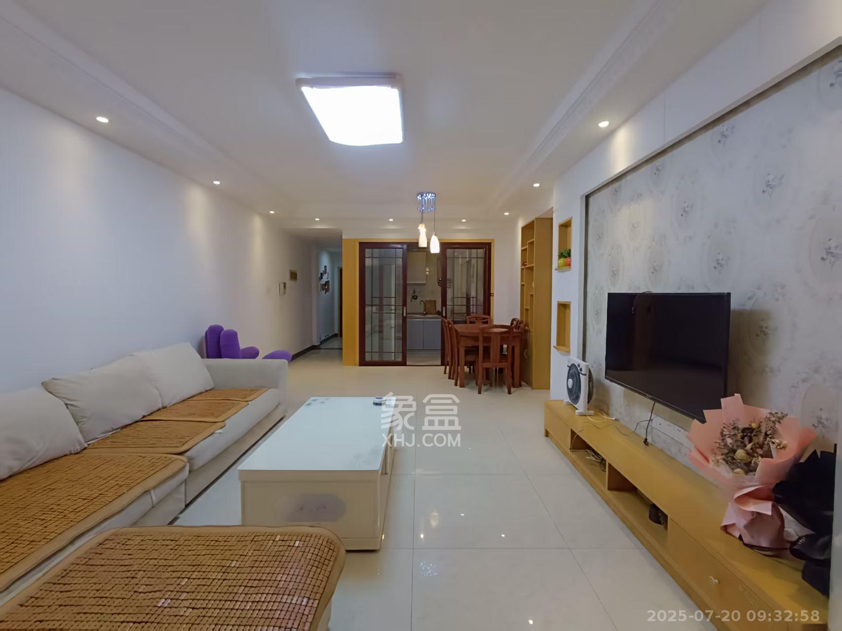 锑都家园  2室2厅1卫    1700.0元/月 锑都家园  2室2厅1卫    1700.0元/月室内图