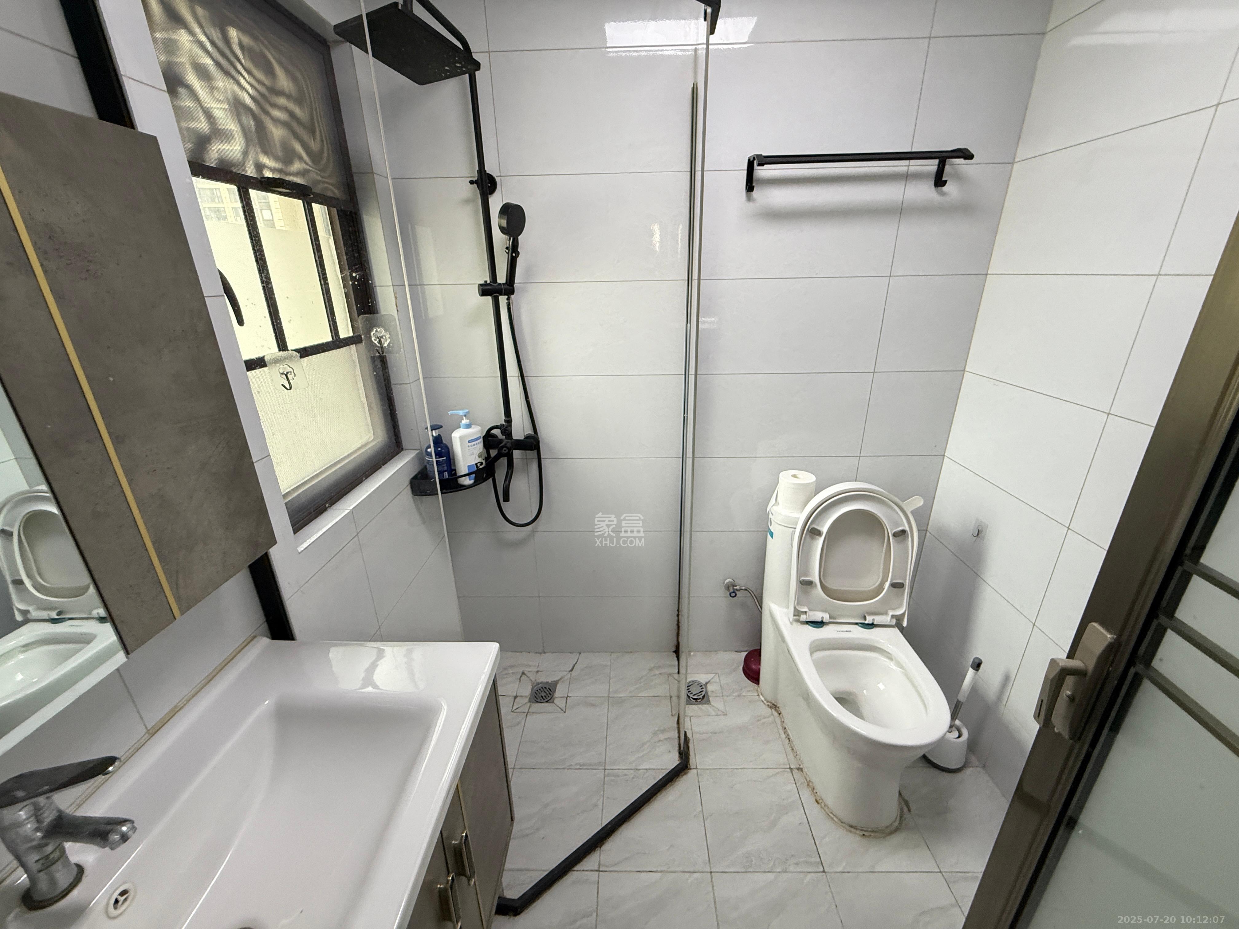 保利大都汇一期、二期  5室2厅2卫    4300.0元/月 保利大都汇一期、二期  5室2厅2卫    4300.0元/月室内图