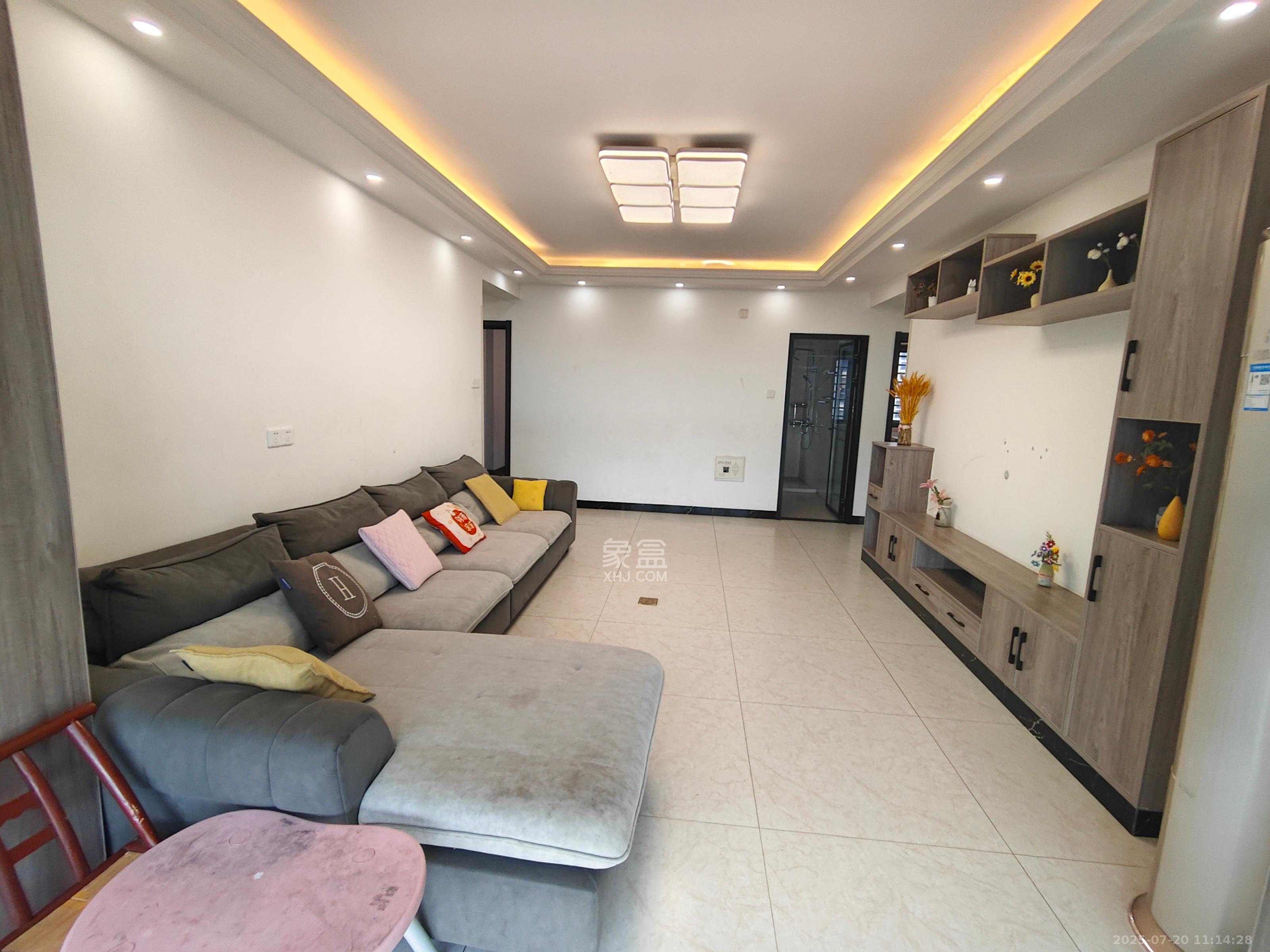 朝正美苑 3室2厅2卫 3200.0元/月 朝正美苑 3室2厅2卫 3200.0元/月室内图