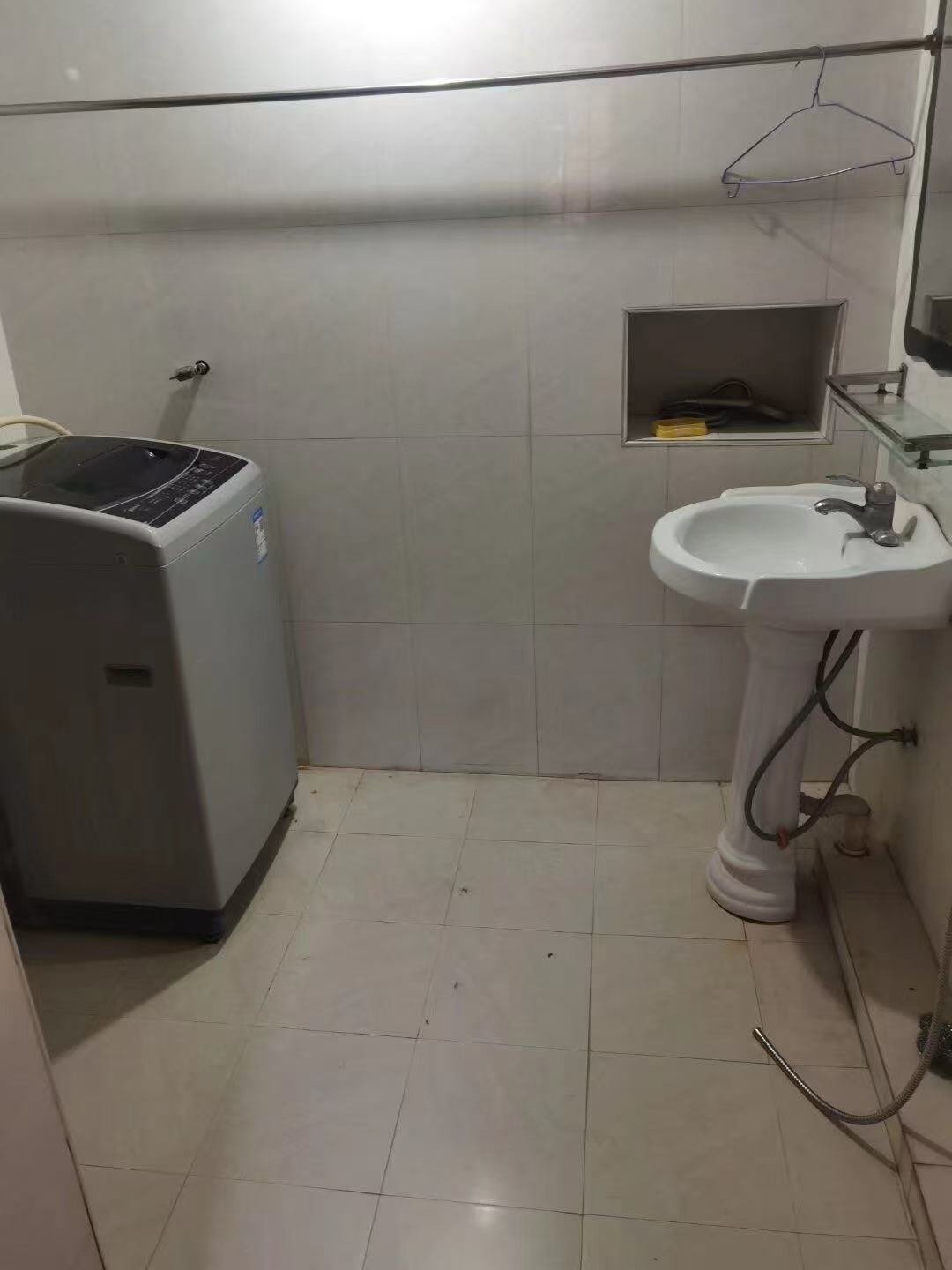 广圆秀之都  3室2厅1卫    1100.0元/月 广圆秀之都  3室2厅1卫    1100.0元/月室内图