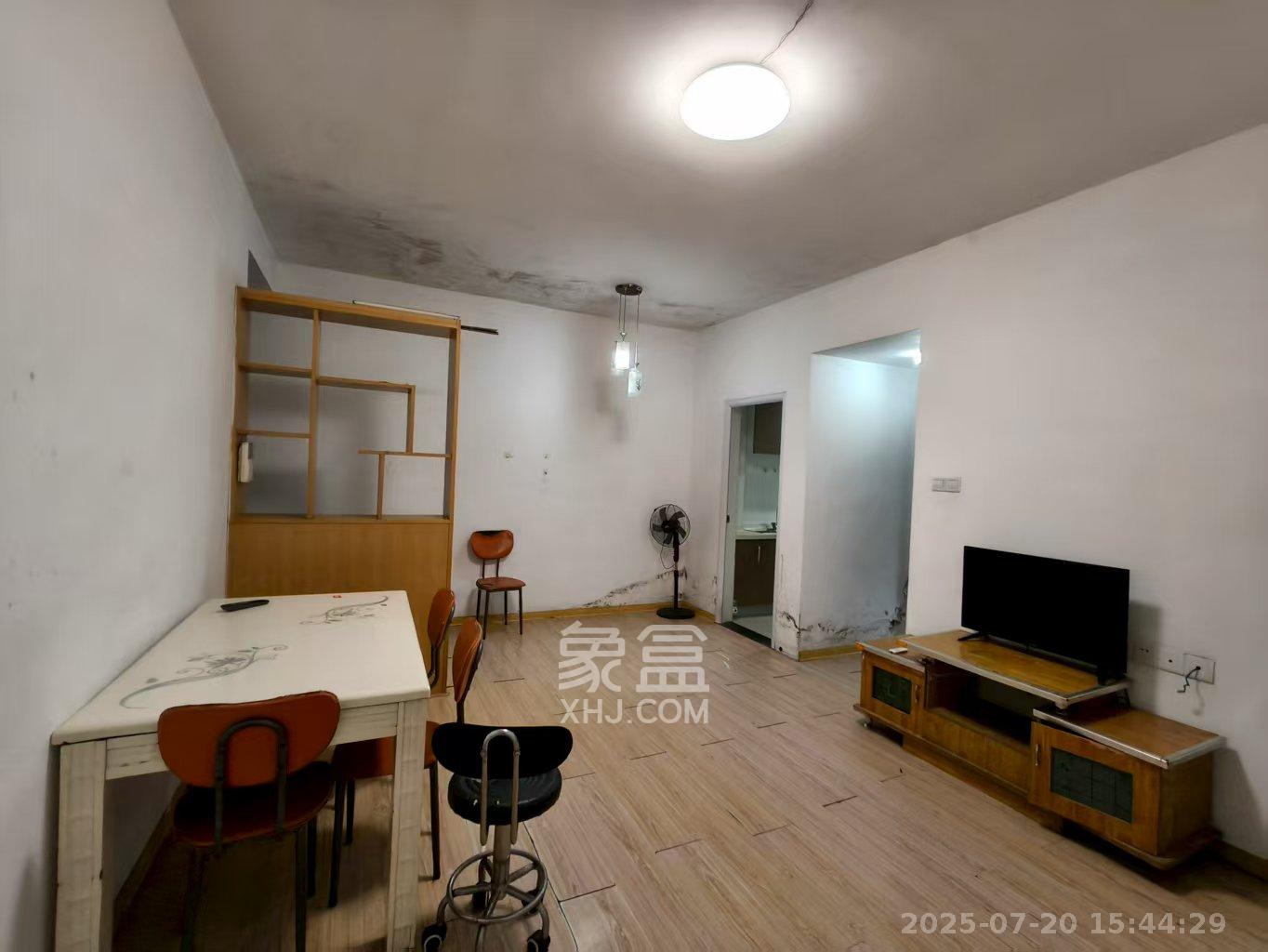 恒基凯旋门一二期 2室1厅1卫 1350.0元/月 恒基凯旋门一二期 2室1厅1卫 1350.0元/月室内图