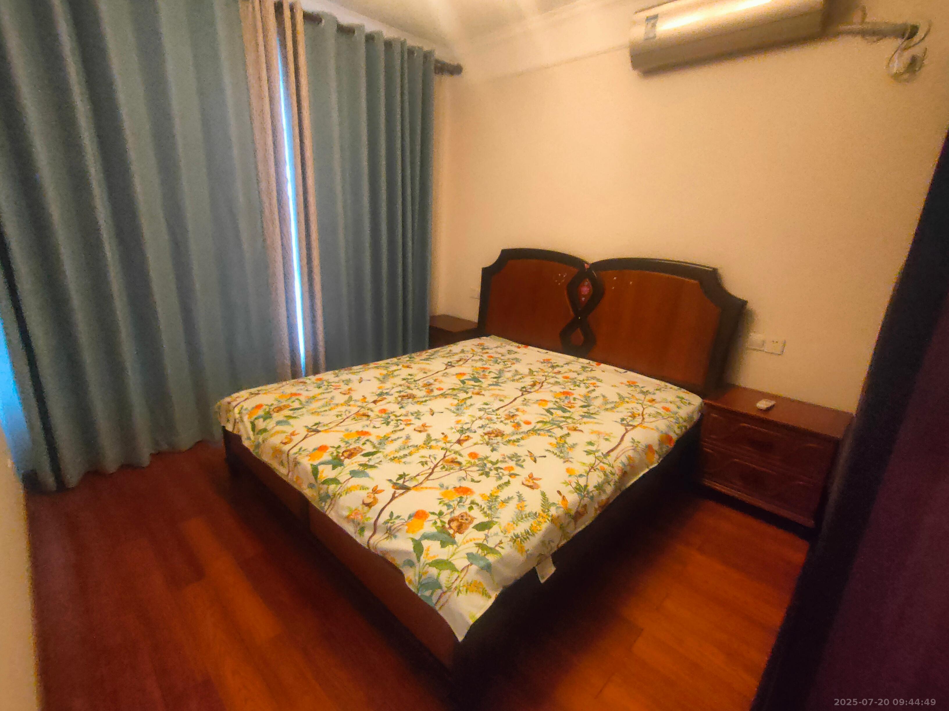 中泰财富湘江 3室2厅1卫 2200.0元/月 中泰财富湘江 3室2厅1卫 2200.0元/月室内图