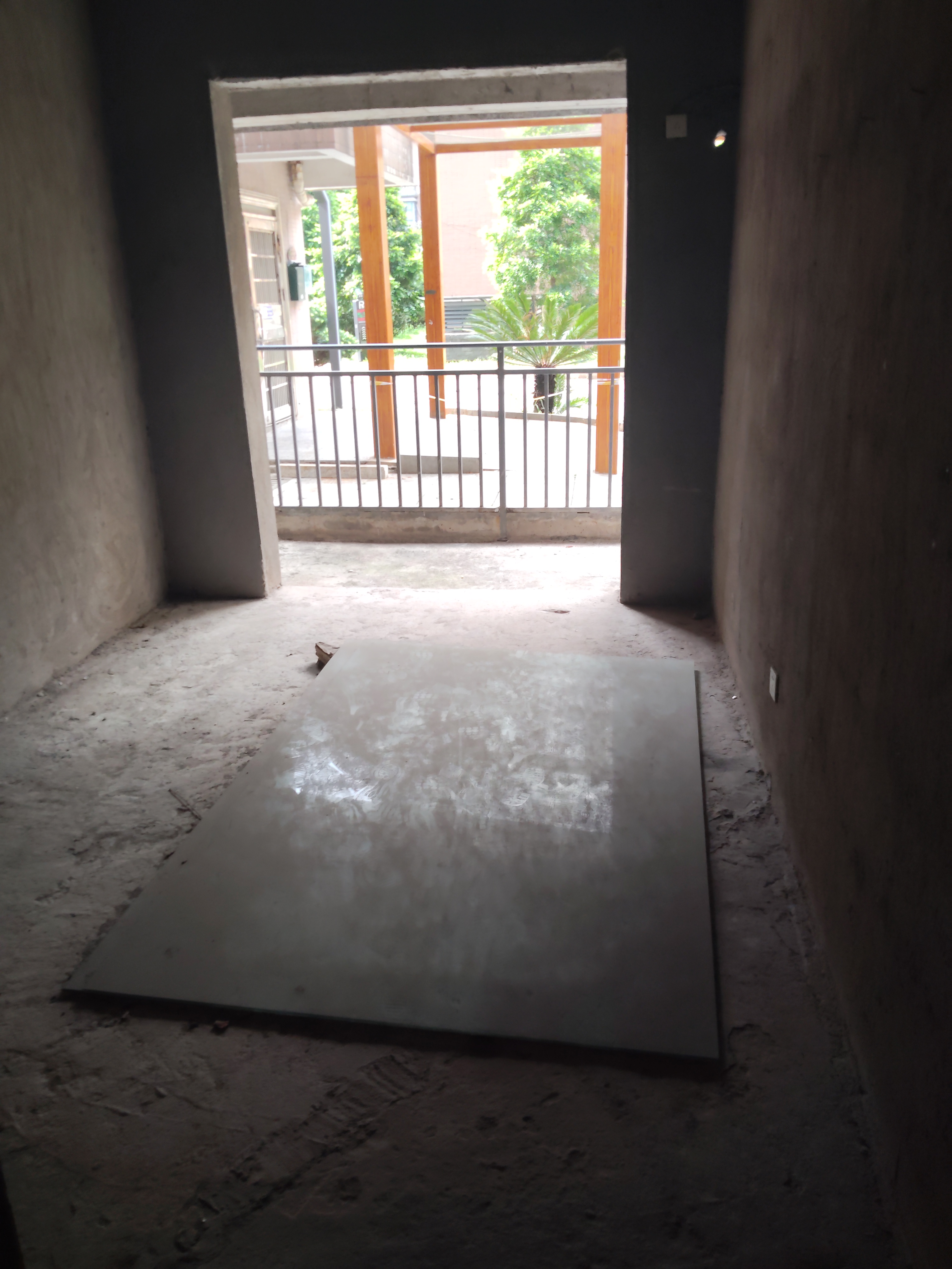 南苑上和一期 4室2厅2卫 128.0万 南苑上和一期 4室2厅2卫 128.0万客厅