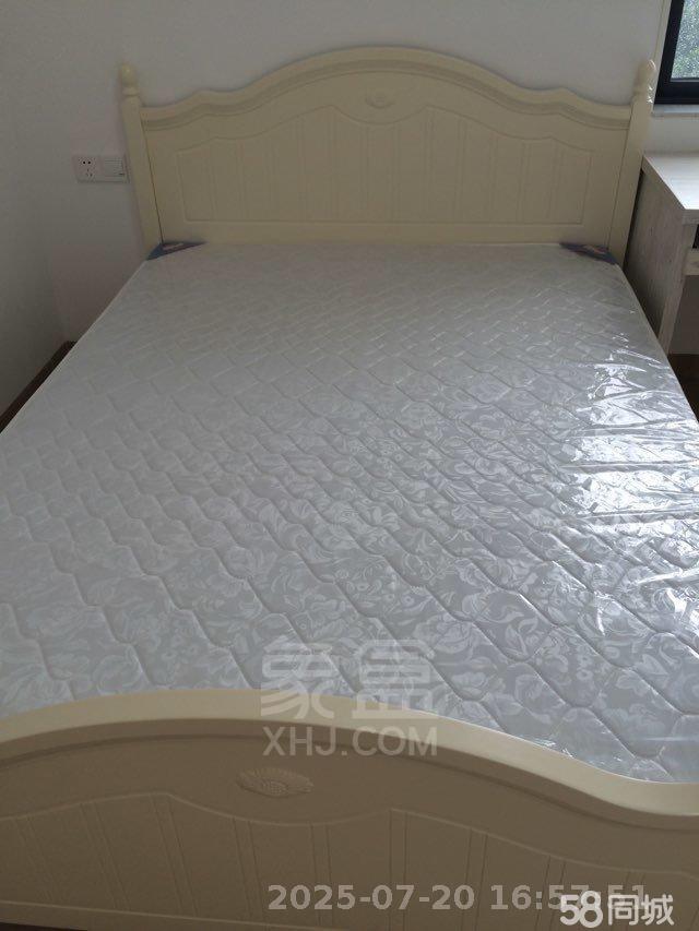中建御山和苑  1室1厅1卫   1300.00元/月室内图