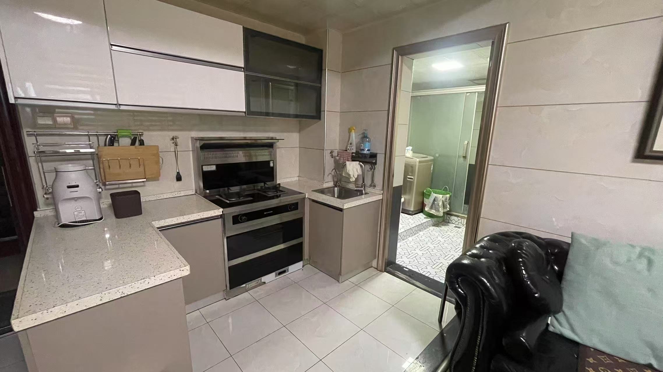 吉泰领寓 1室1厅1卫 1280.0元/月 吉泰领寓 1室1厅1卫 1280.0元/月室内图