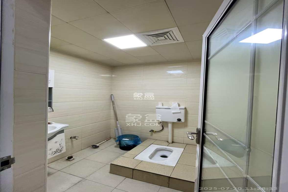 佳天国际新城 3室2厅1卫 4000.0元/月 佳天国际新城 3室2厅1卫 4000.0元/月室内图